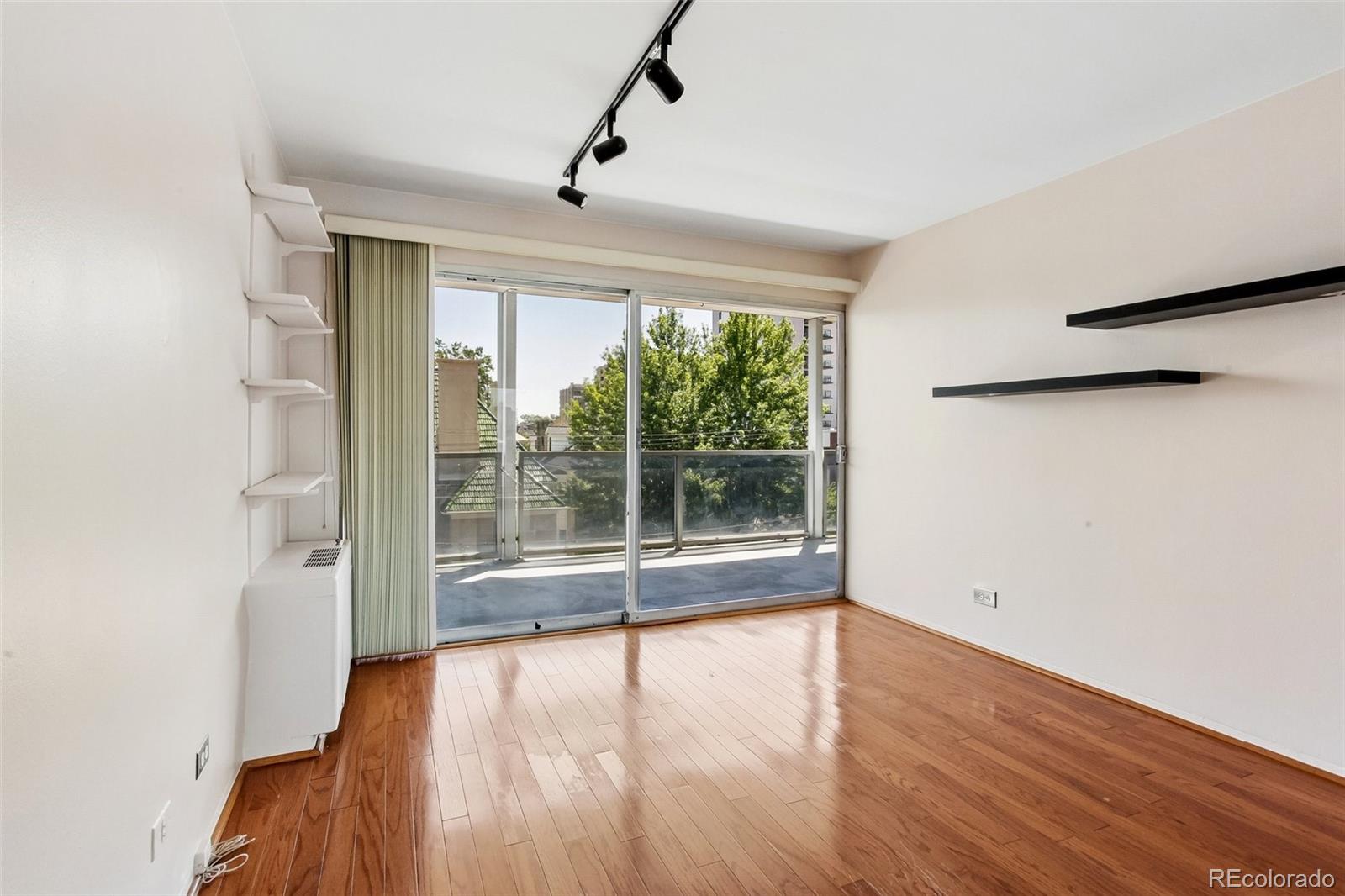 MLS Image #25 for 888 n logan street,denver, Colorado
