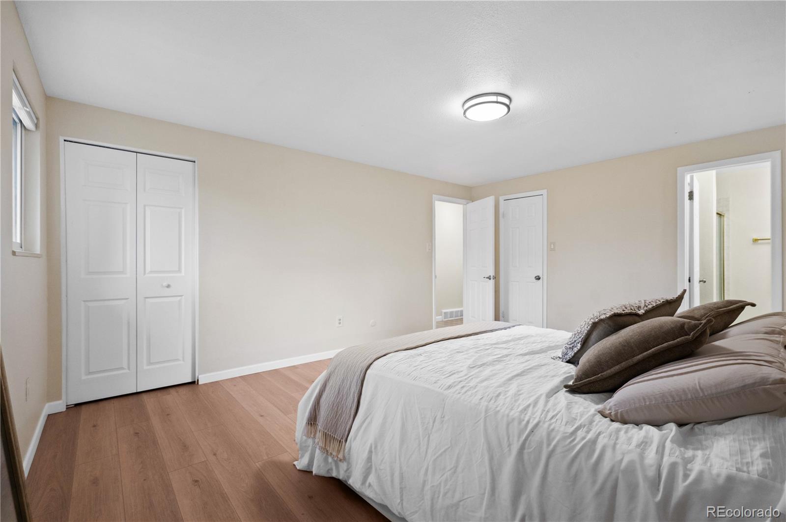 MLS Image #15 for 8722 e layton avenue,denver, Colorado