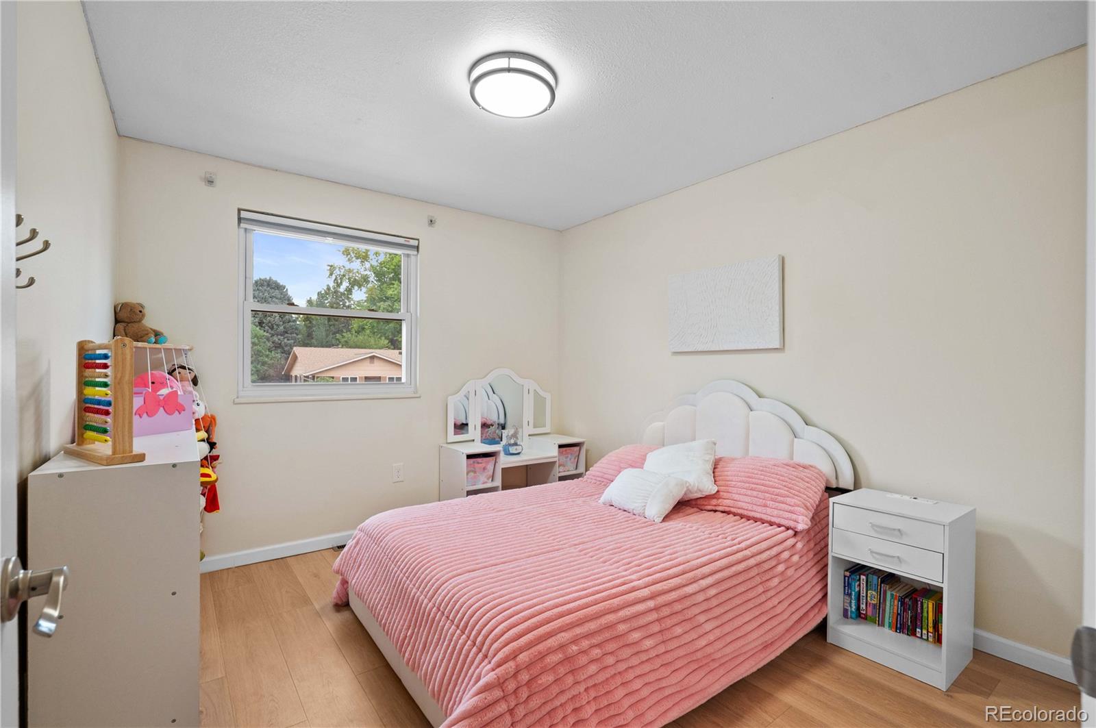MLS Image #18 for 8722 e layton avenue,denver, Colorado