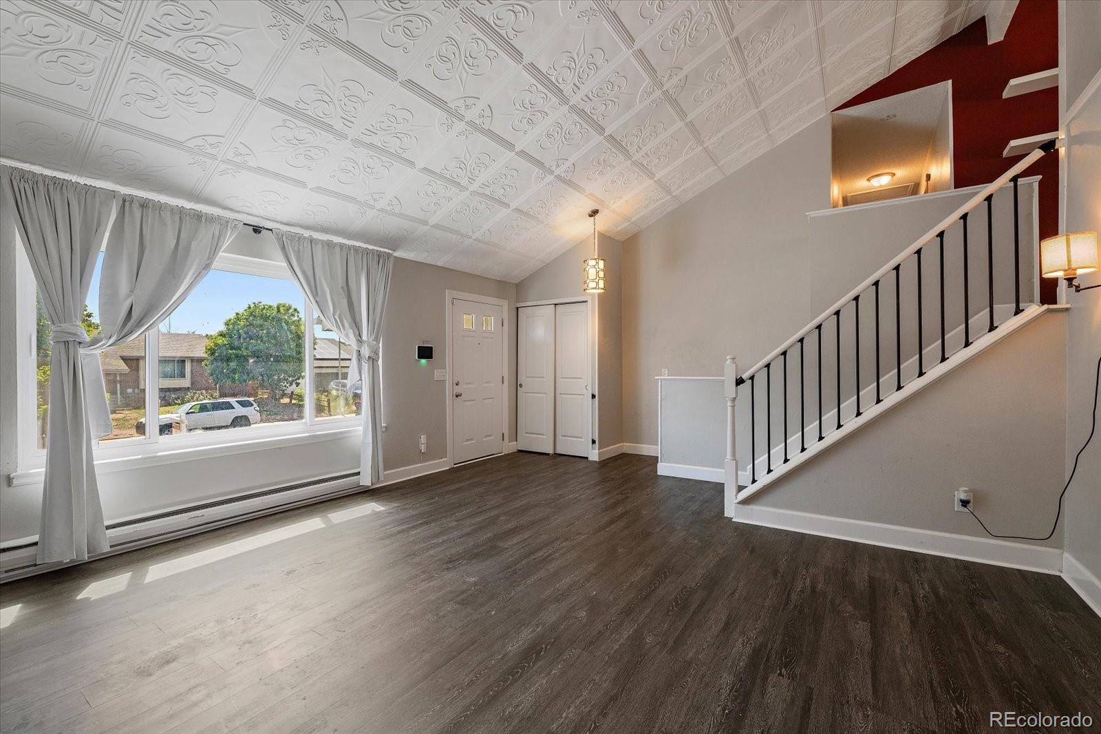 MLS Image #3 for 923 s ouray street,aurora, Colorado