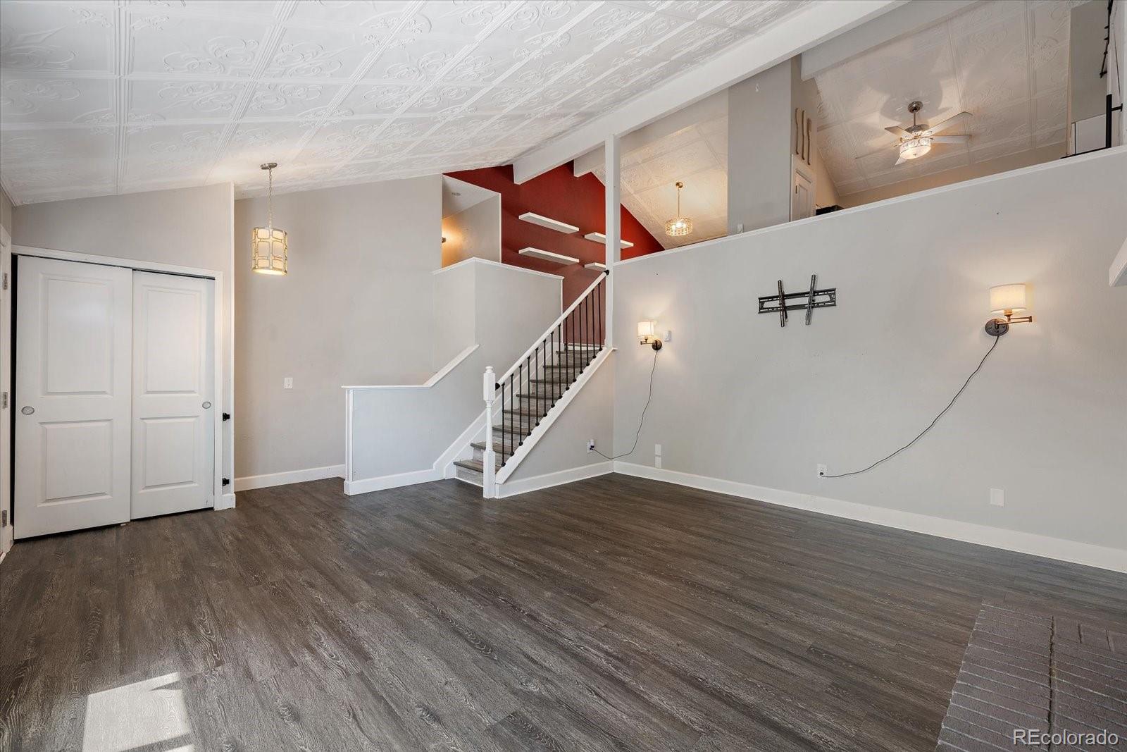 MLS Image #4 for 923 s ouray street,aurora, Colorado
