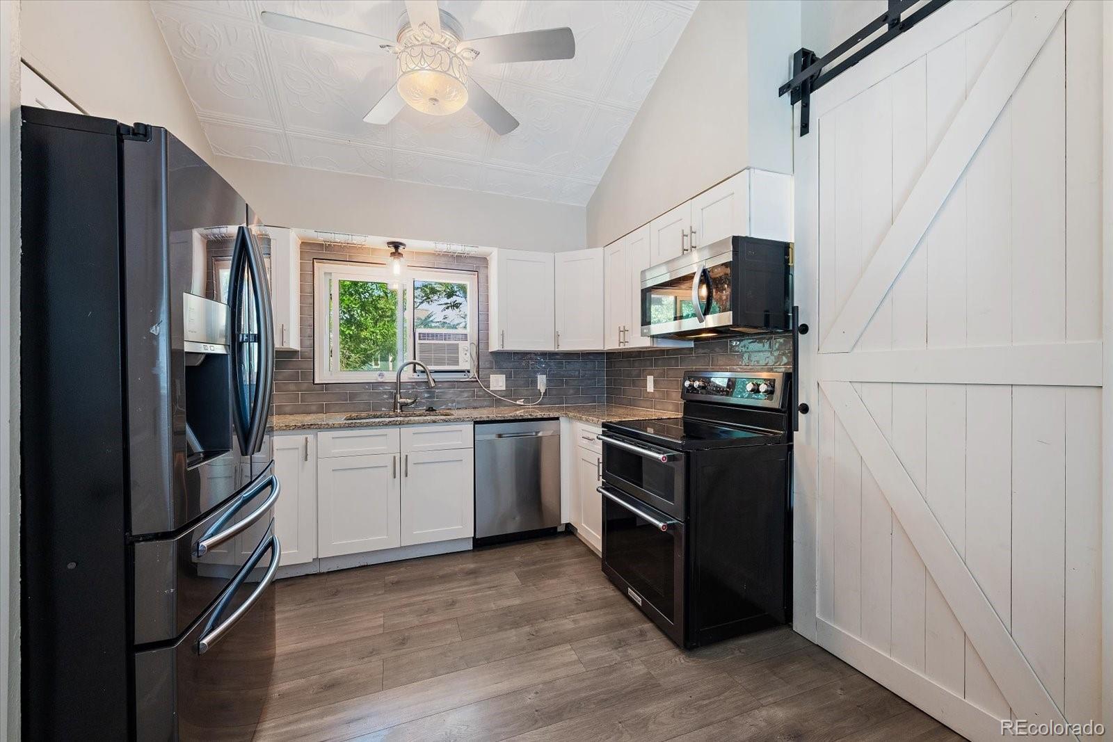 MLS Image #6 for 923 s ouray street,aurora, Colorado