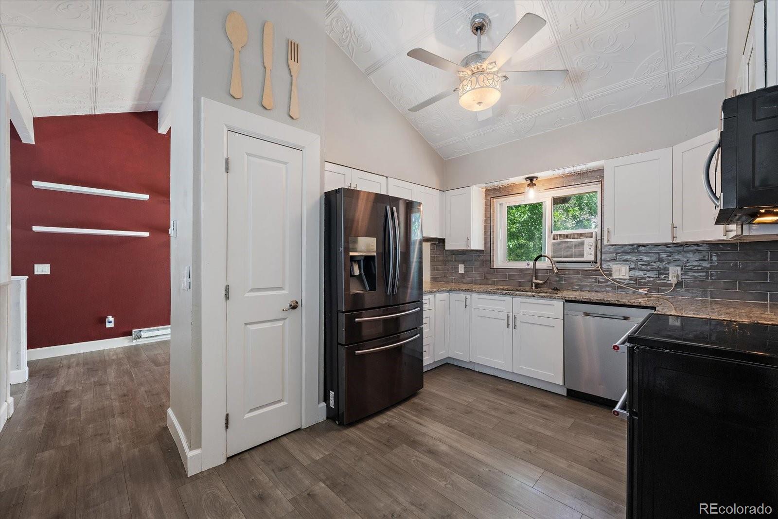 MLS Image #8 for 923 s ouray street,aurora, Colorado