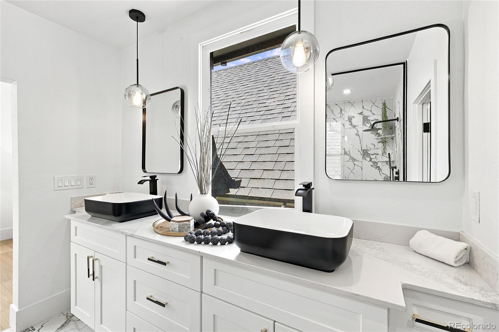 MLS Image #23 for 2931 n marion street,denver, Colorado