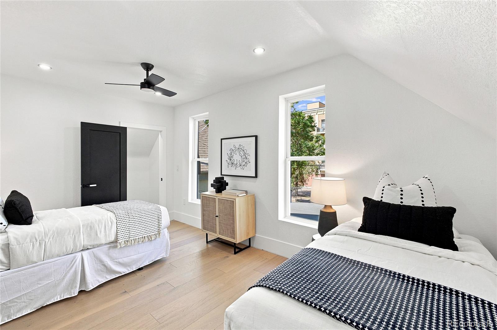 MLS Image #26 for 2931 n marion street,denver, Colorado