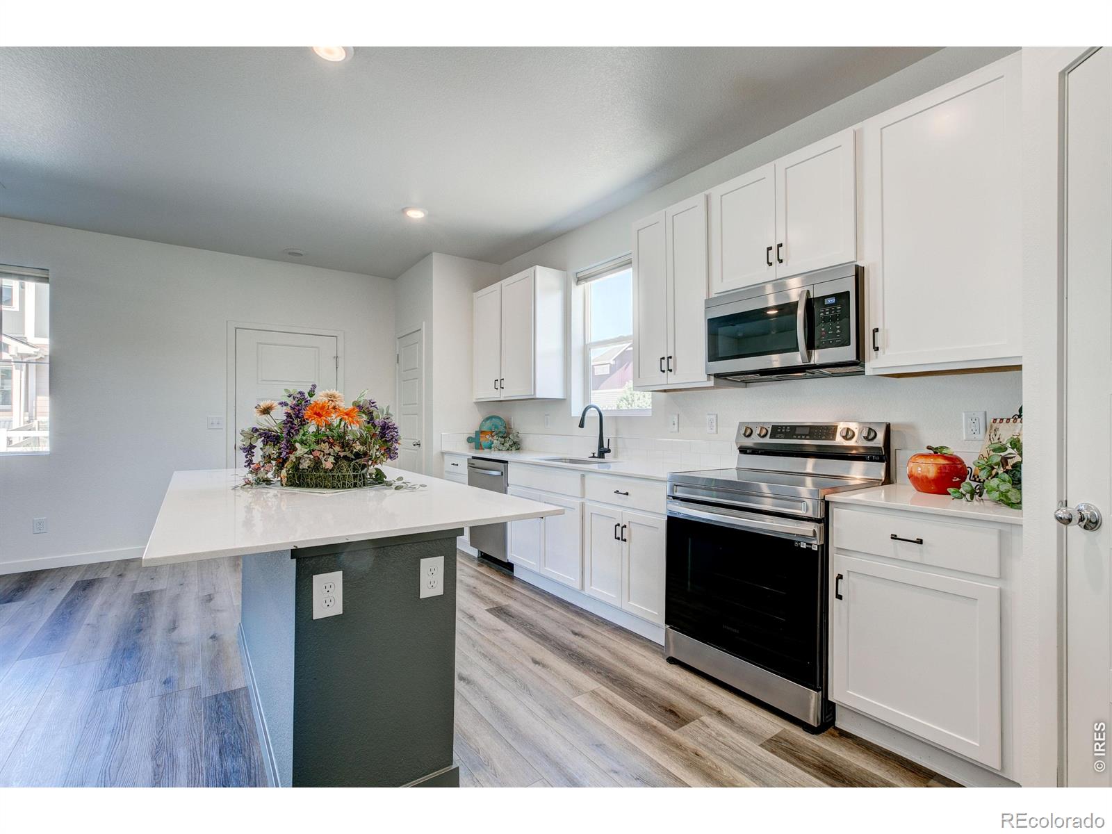 MLS Image #9 for 262  cardinal street,johnstown, Colorado