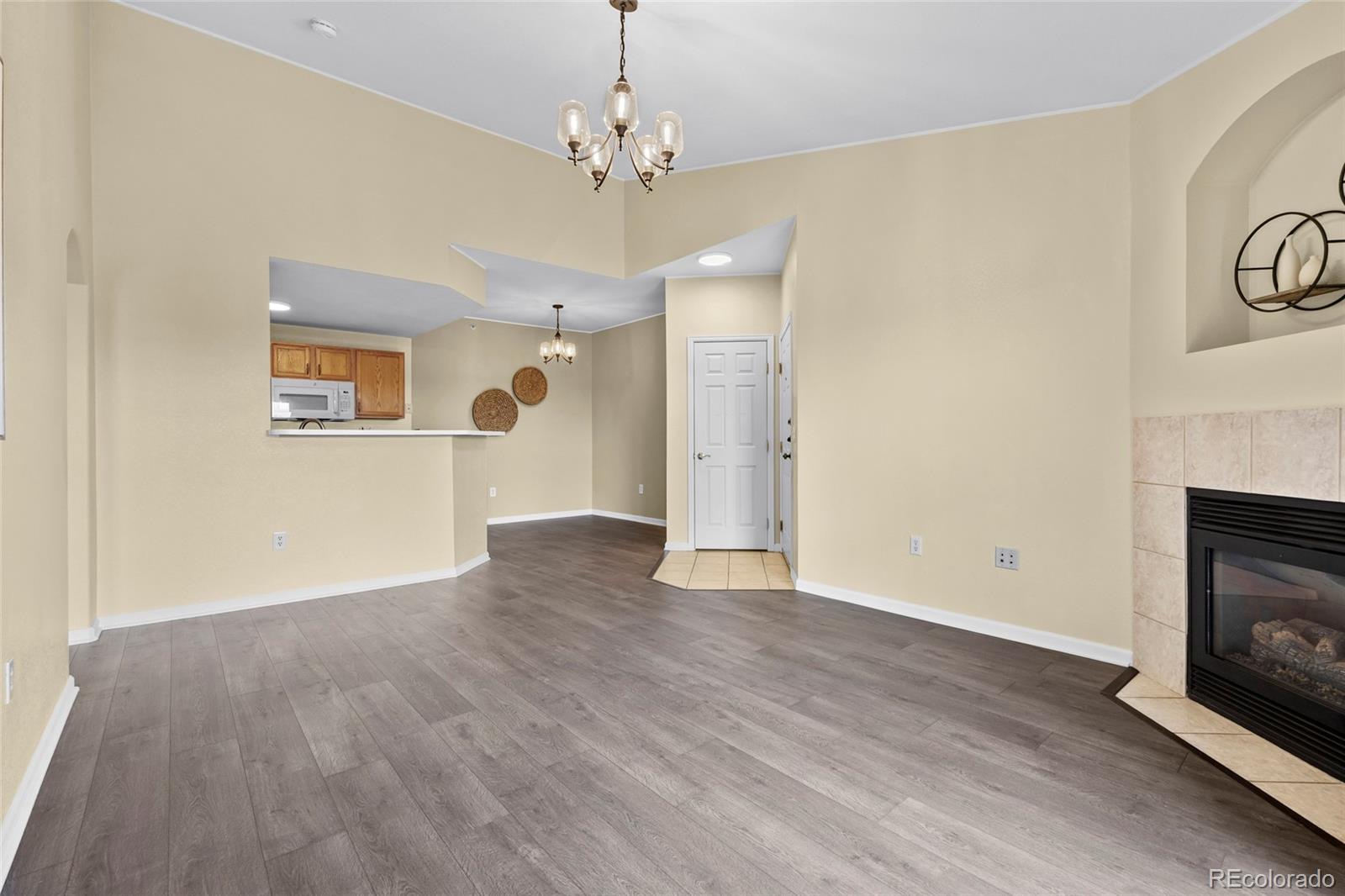 MLS Image #12 for 7440 s blackhawk street,englewood, Colorado