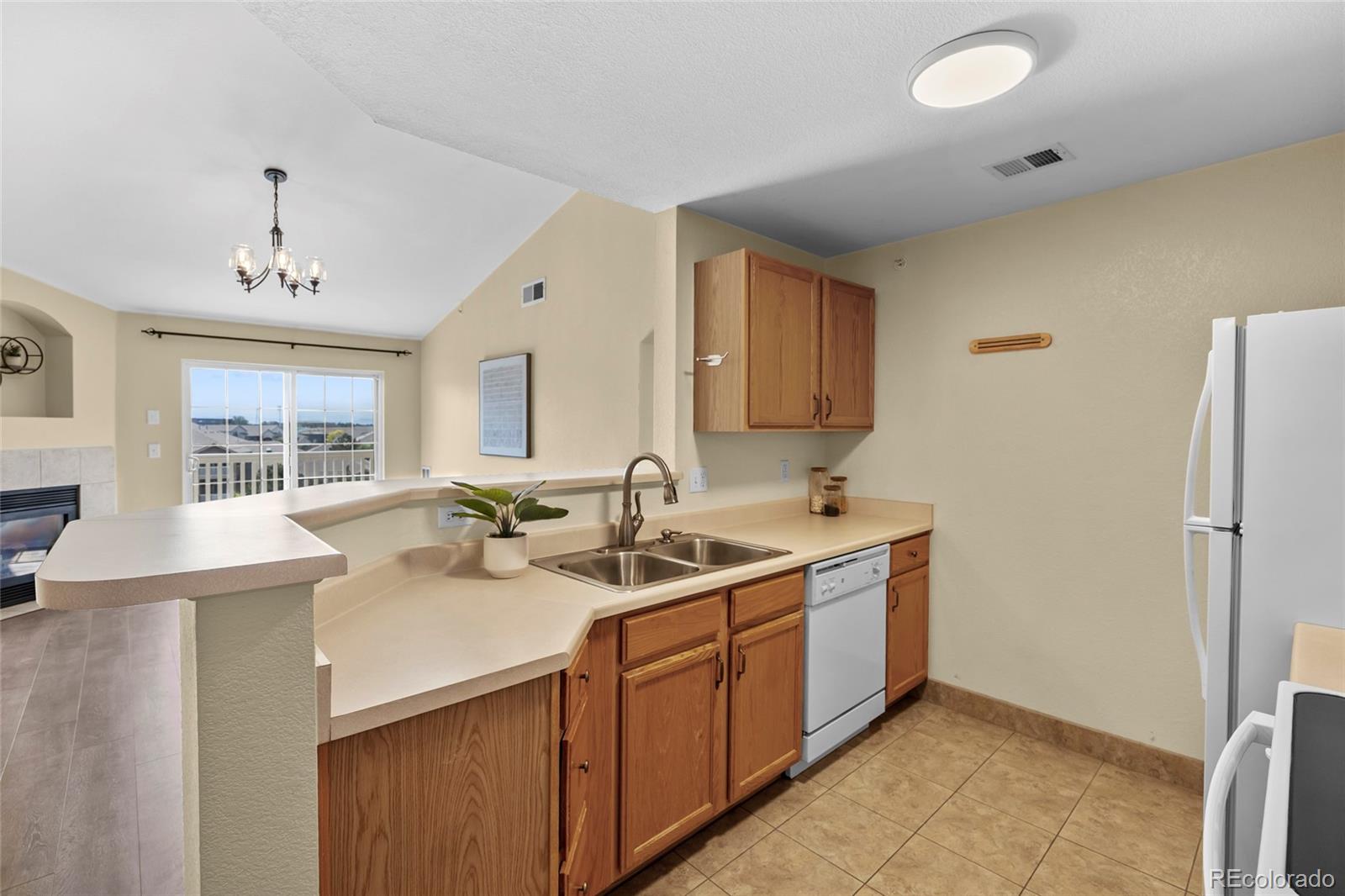 MLS Image #15 for 7440 s blackhawk street,englewood, Colorado