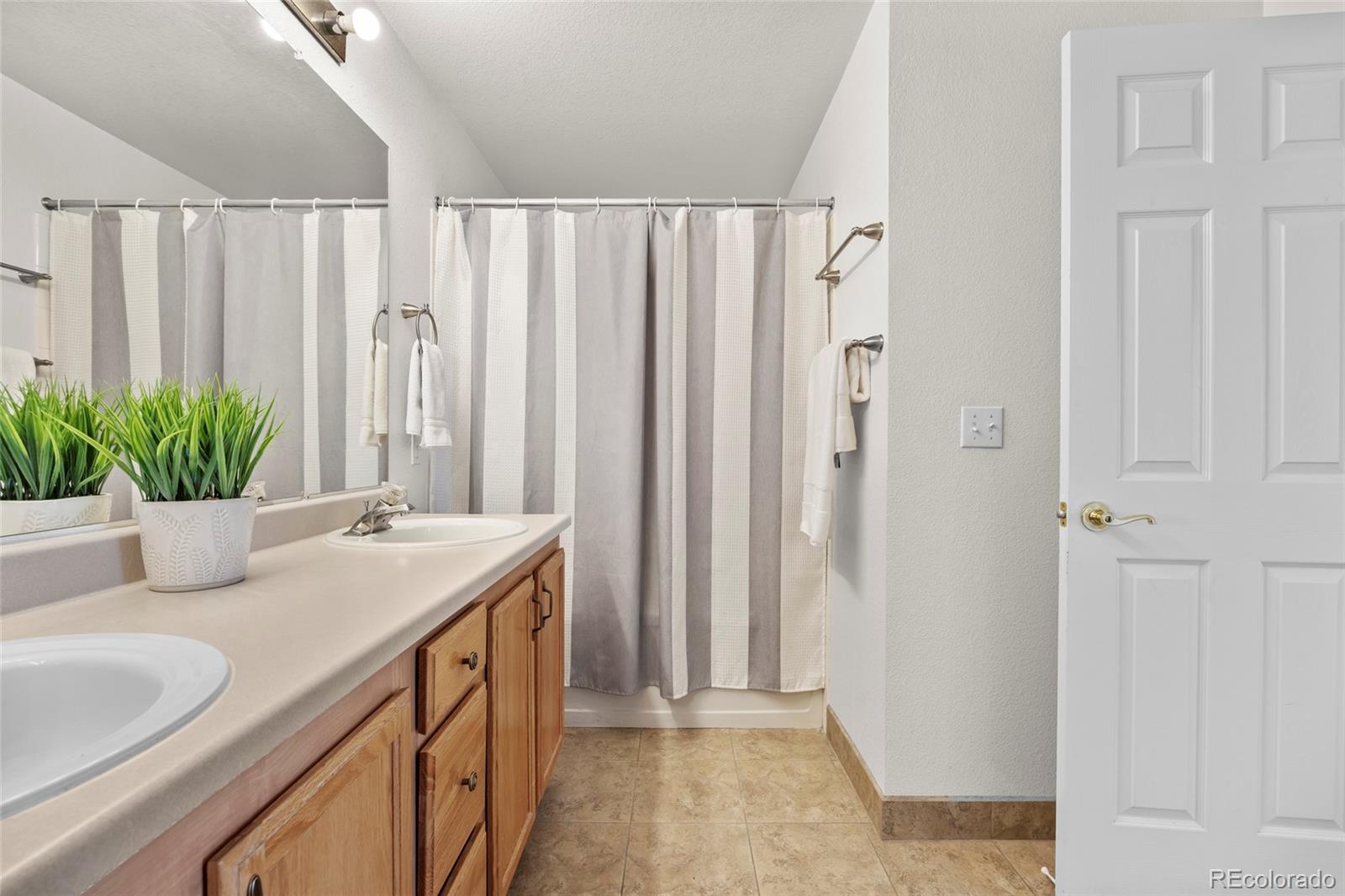 MLS Image #34 for 7440 s blackhawk street,englewood, Colorado