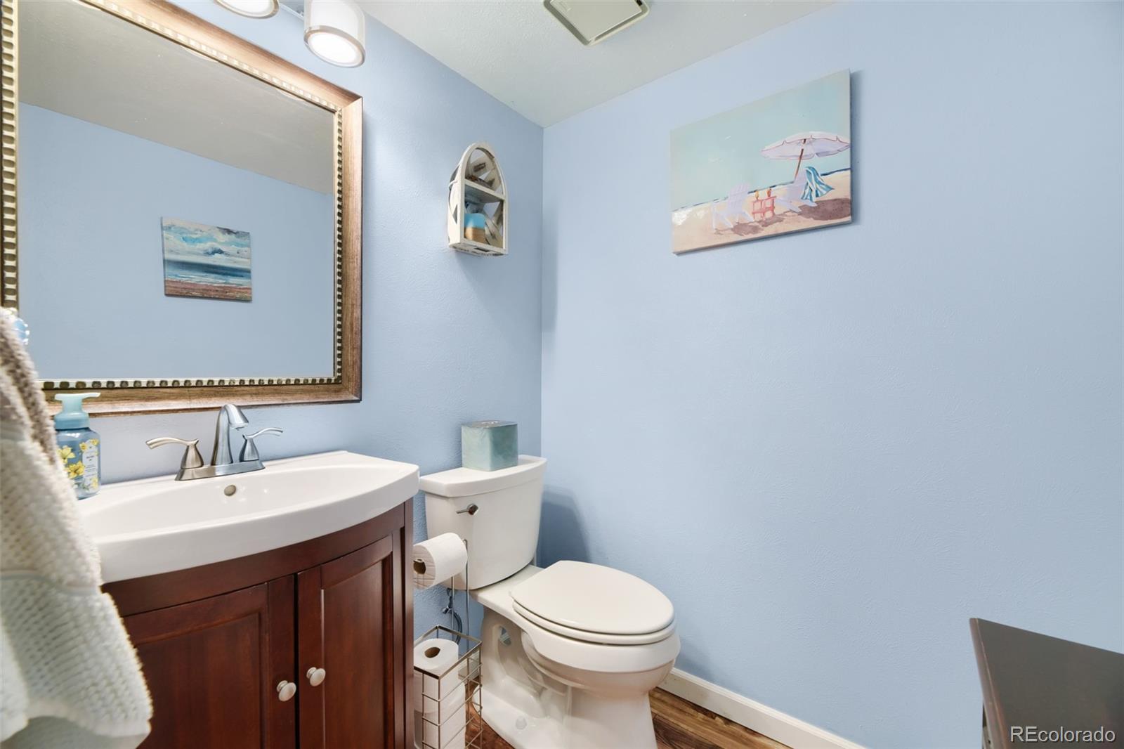MLS Image #13 for 7579 s monaco way,englewood, Colorado