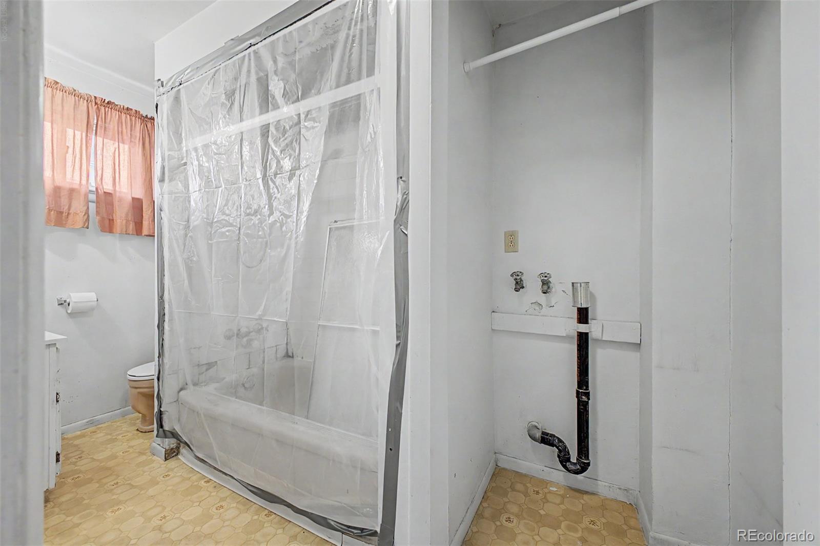 MLS Image #14 for 3302 s ogden street,englewood, Colorado