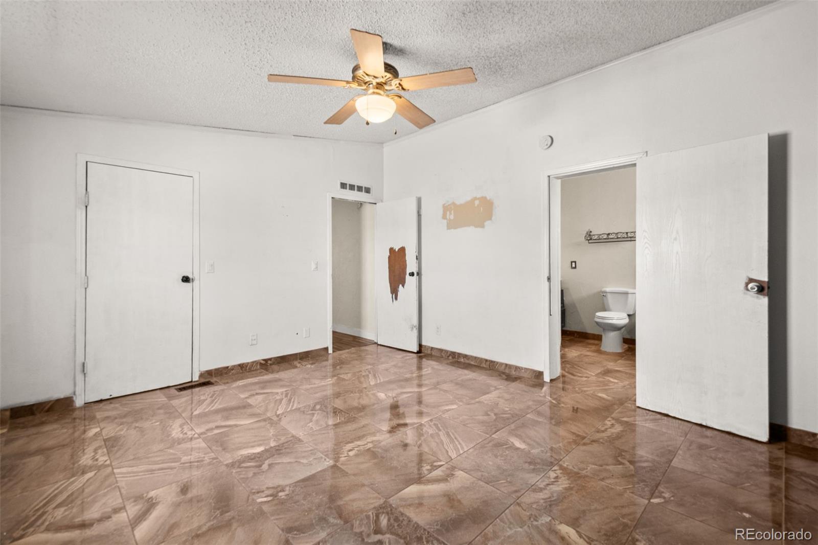 MLS Image #14 for 14950  powhaton road,brighton, Colorado
