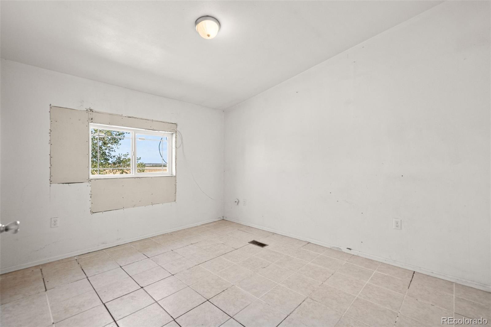 MLS Image #22 for 14950  powhaton road,brighton, Colorado
