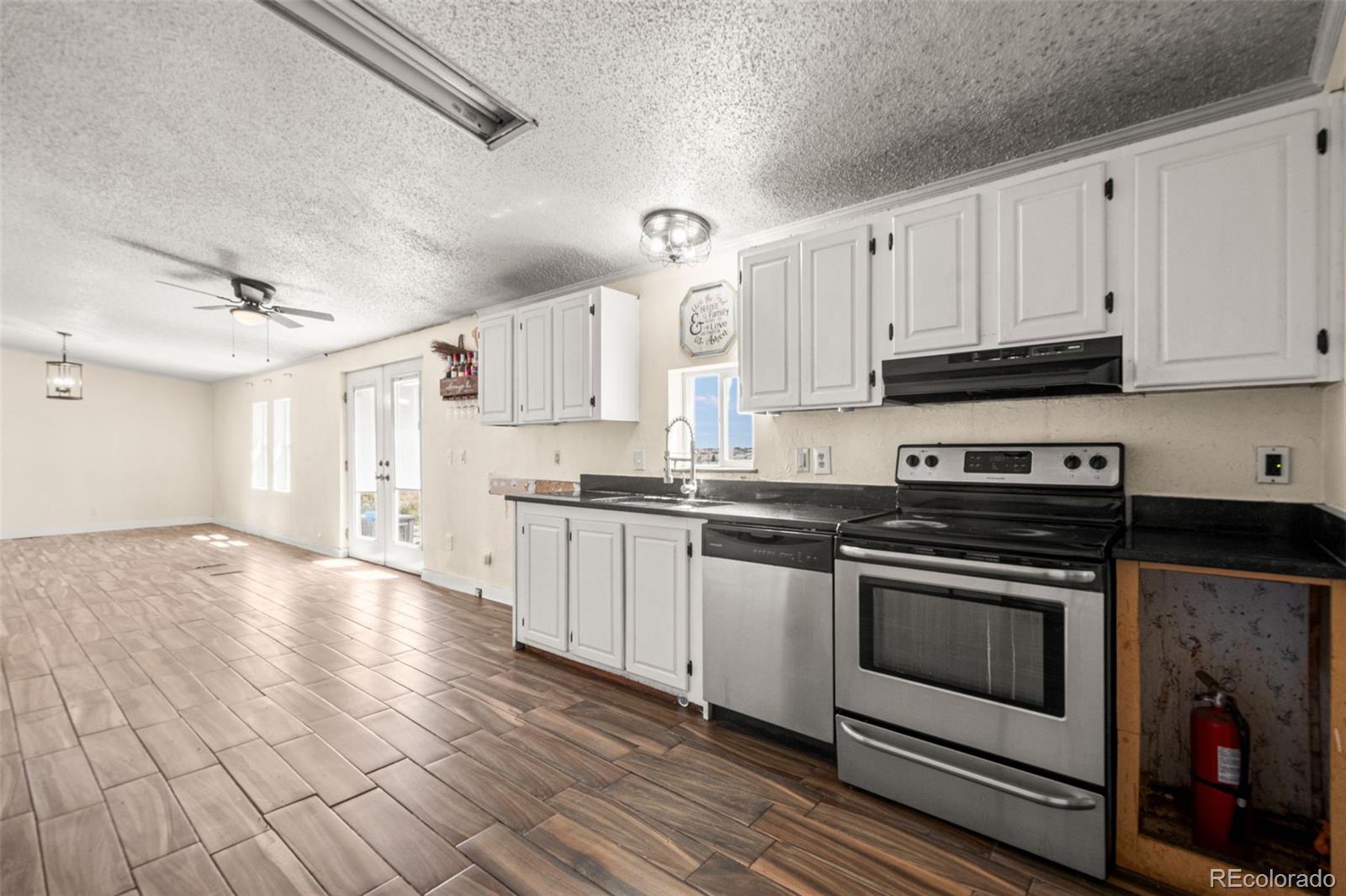 MLS Image #7 for 14950  powhaton road,brighton, Colorado