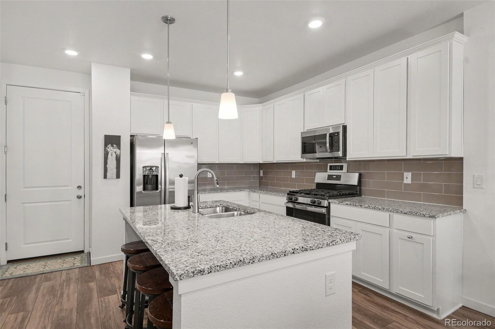 MLS Image #5 for 7487 w evans lane,denver, Colorado