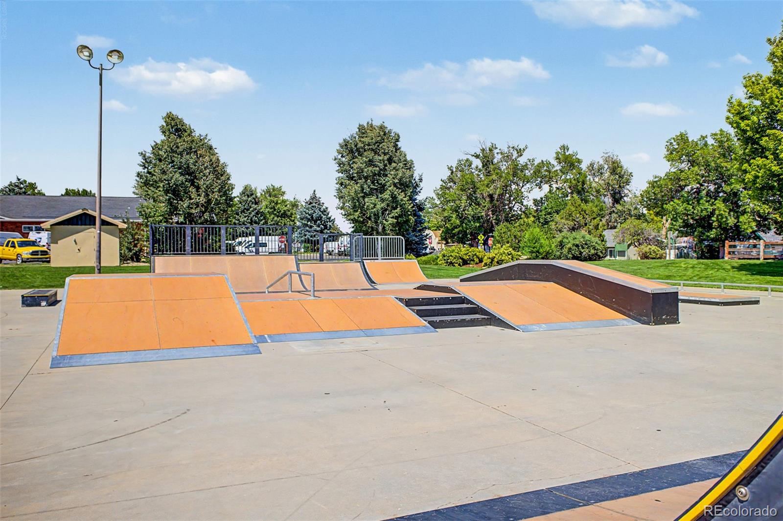 MLS Image #34 for 533  condor way,johnstown, Colorado