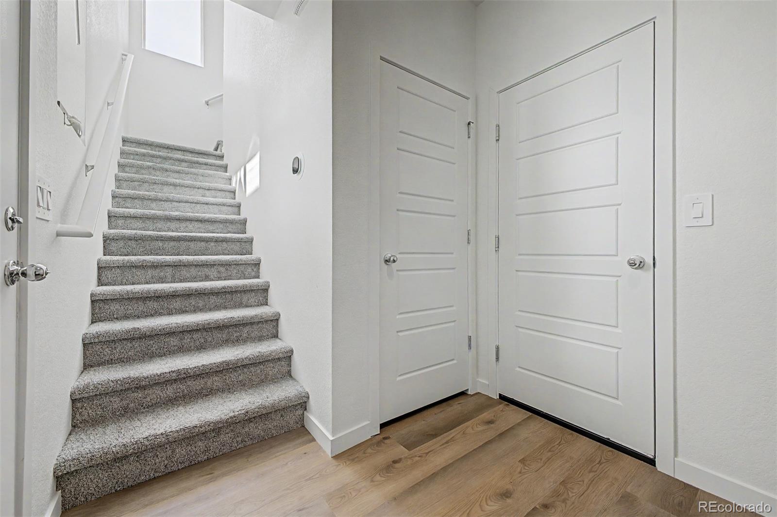 MLS Image #5 for 533  condor way,johnstown, Colorado