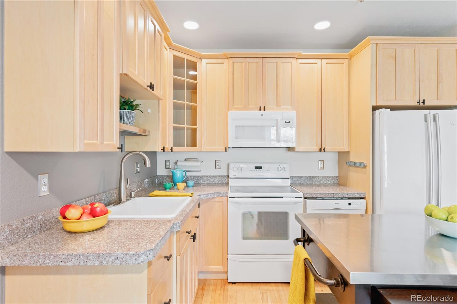 MLS Image #11 for 800 e 18th avenue 201,denver, Colorado