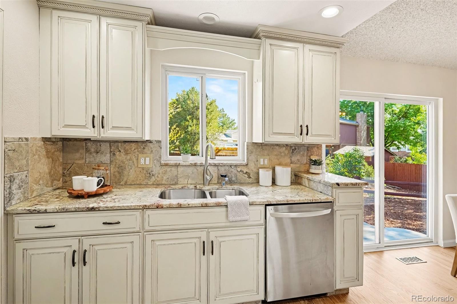 MLS Image #7 for 11423 w ida avenue,littleton, Colorado