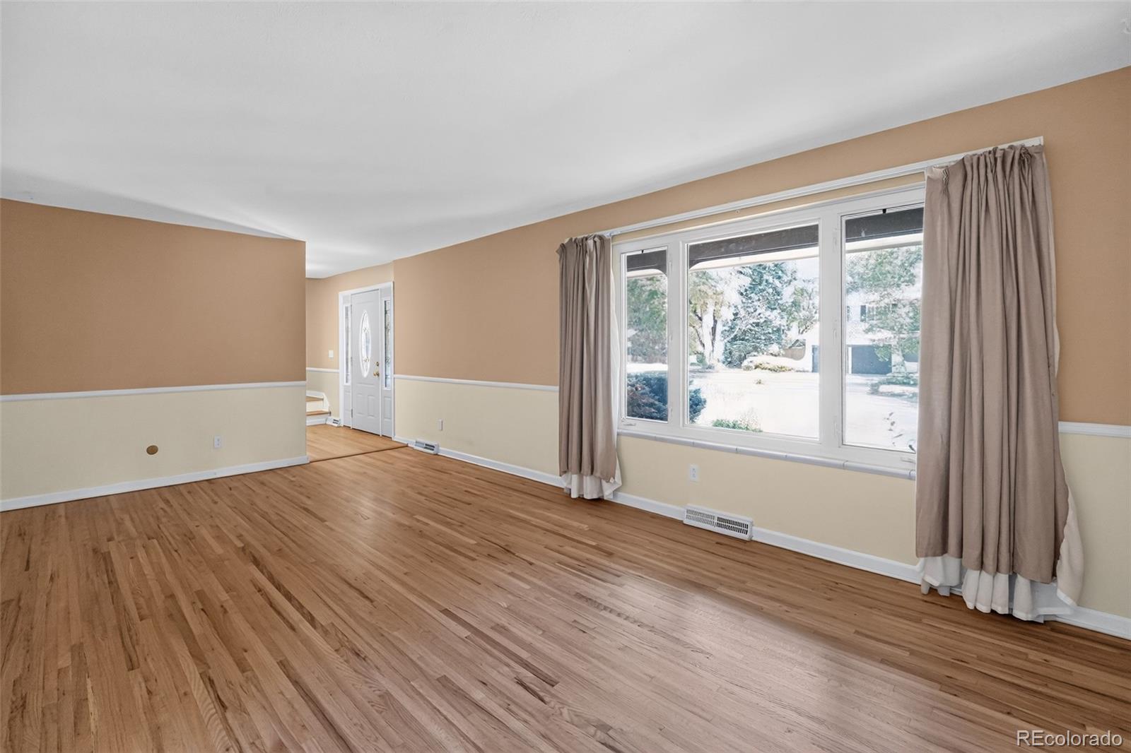 MLS Image #10 for 8047 w harvard drive,denver, Colorado