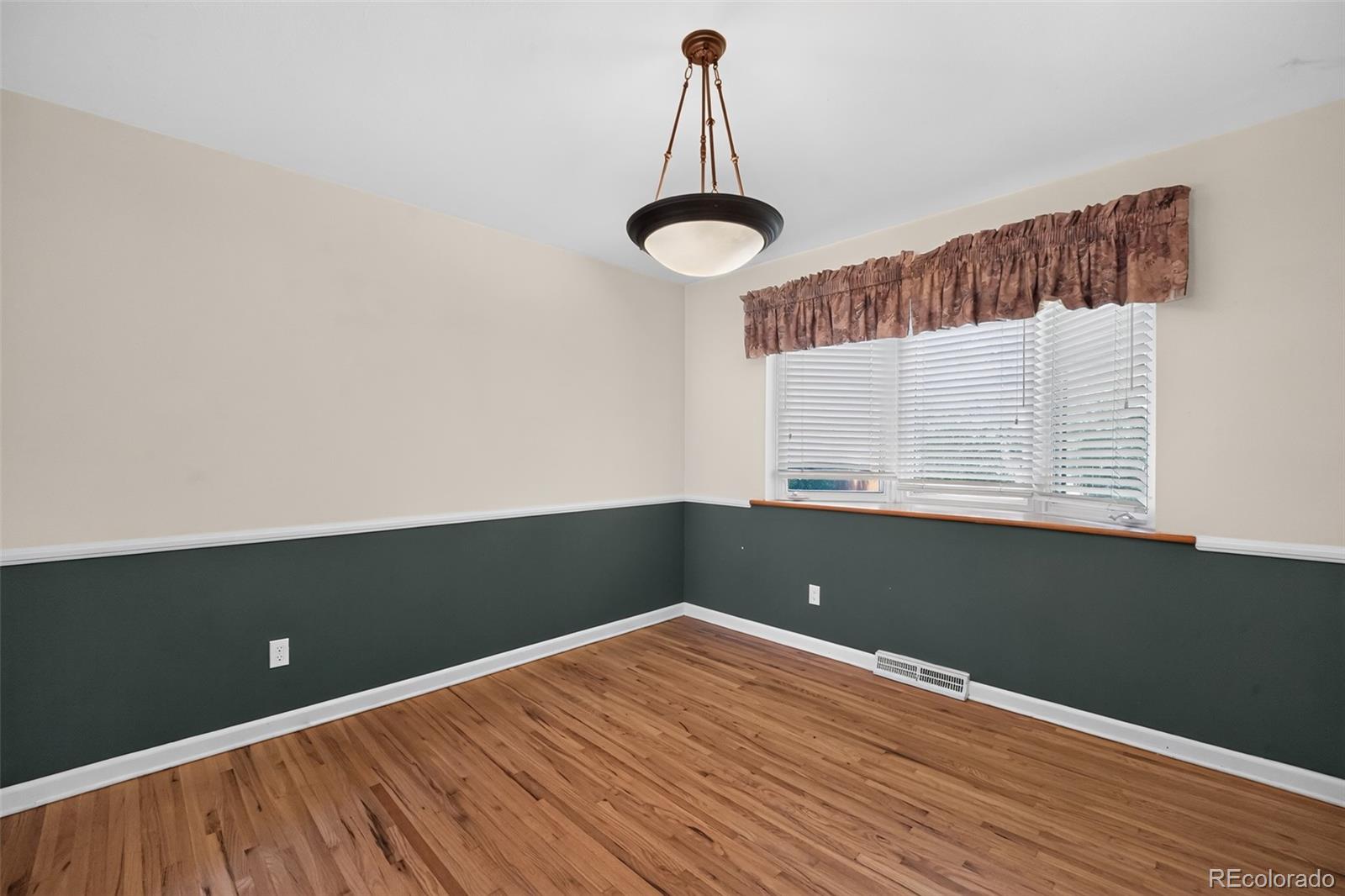 MLS Image #12 for 8047 w harvard drive,denver, Colorado