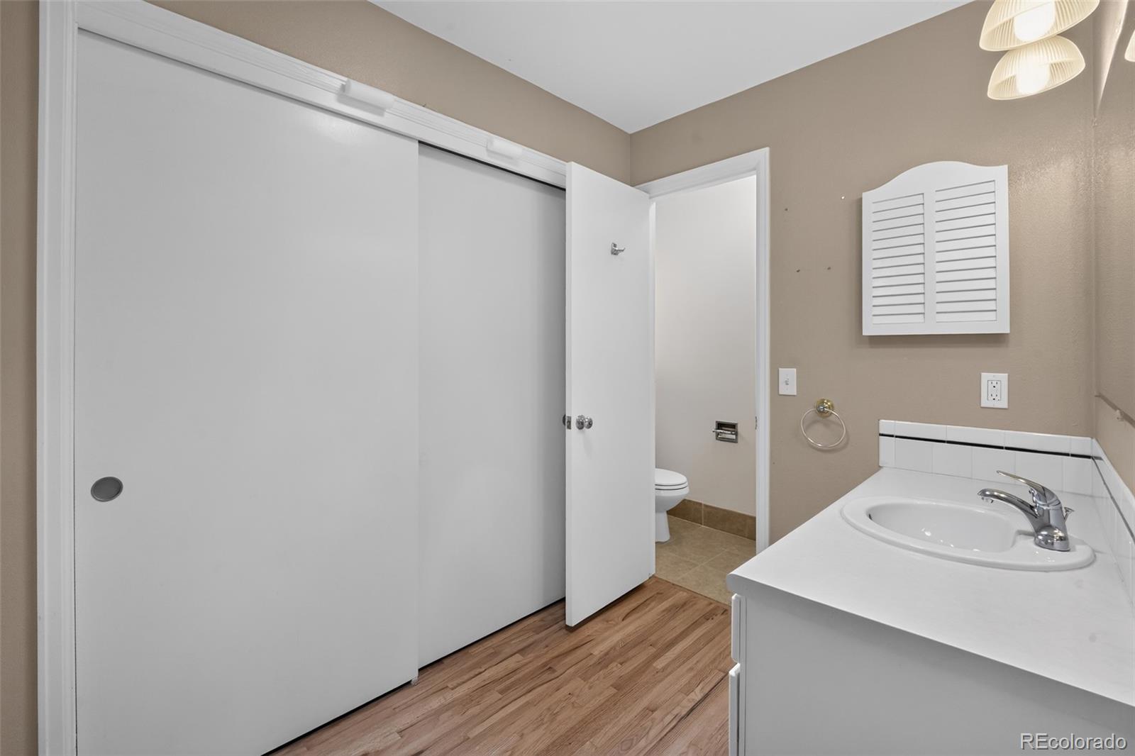 MLS Image #20 for 8047 w harvard drive,denver, Colorado
