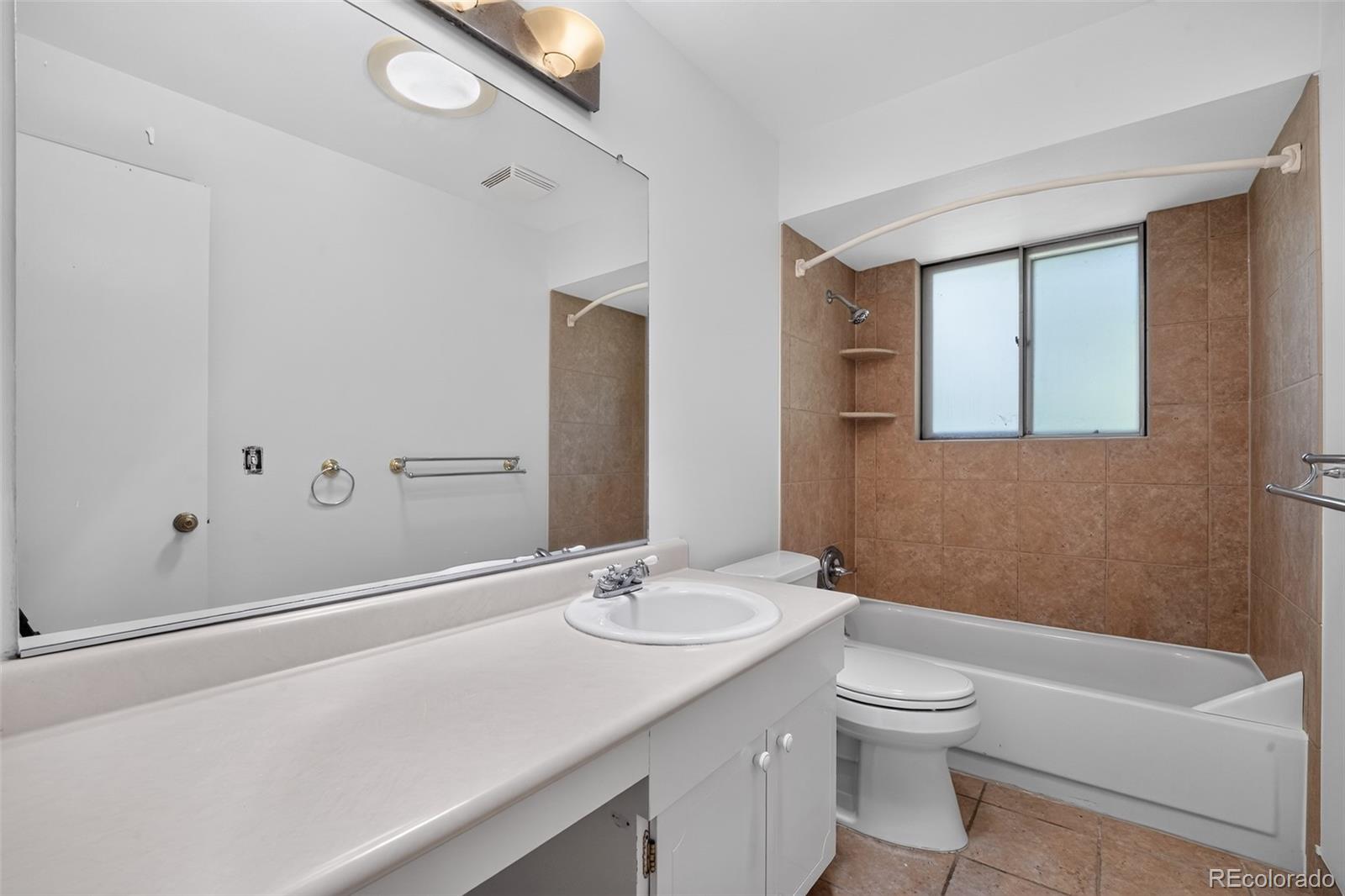 MLS Image #23 for 8047 w harvard drive,denver, Colorado