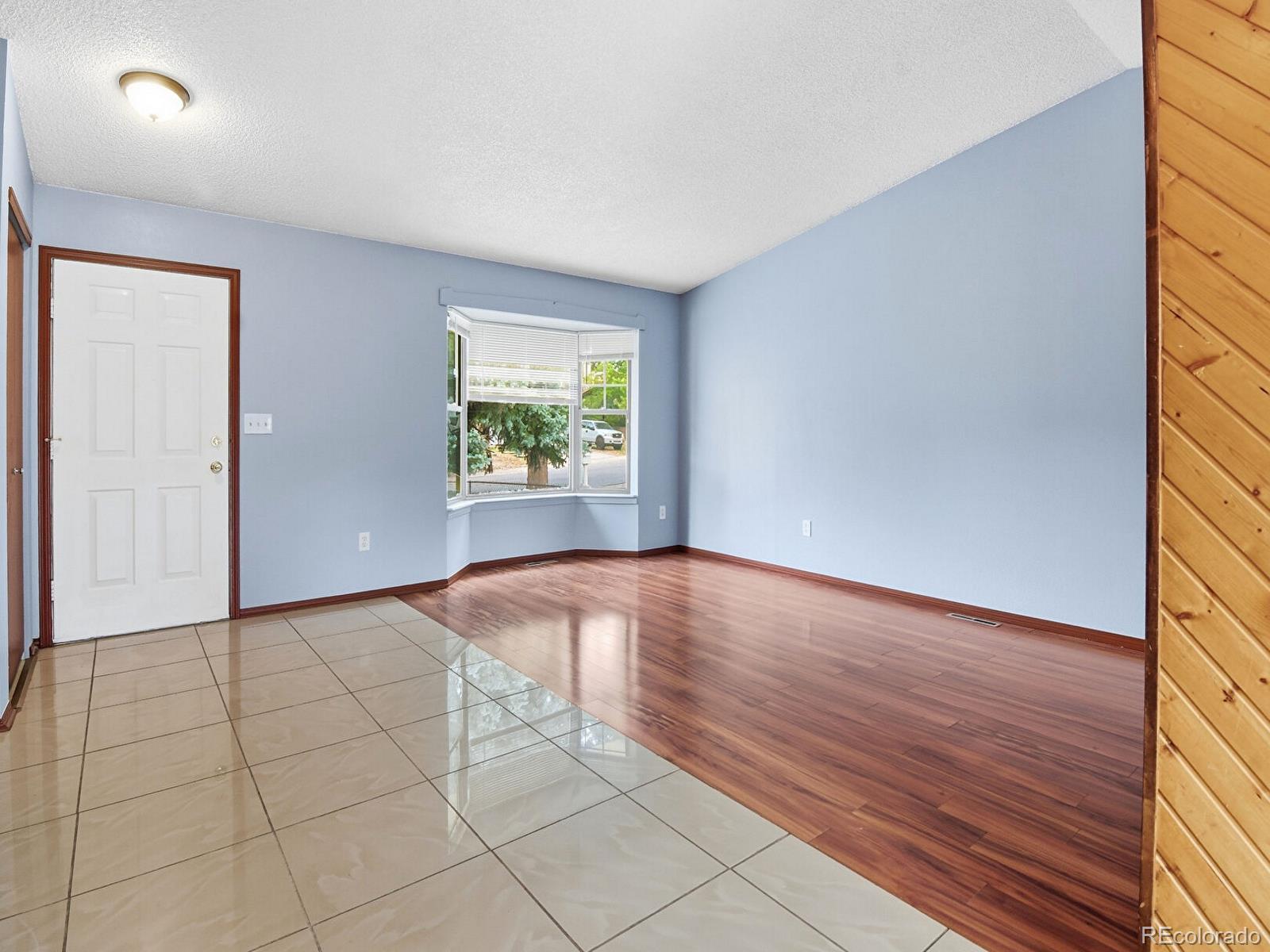 MLS Image #5 for 14989 e pacific place,aurora, Colorado
