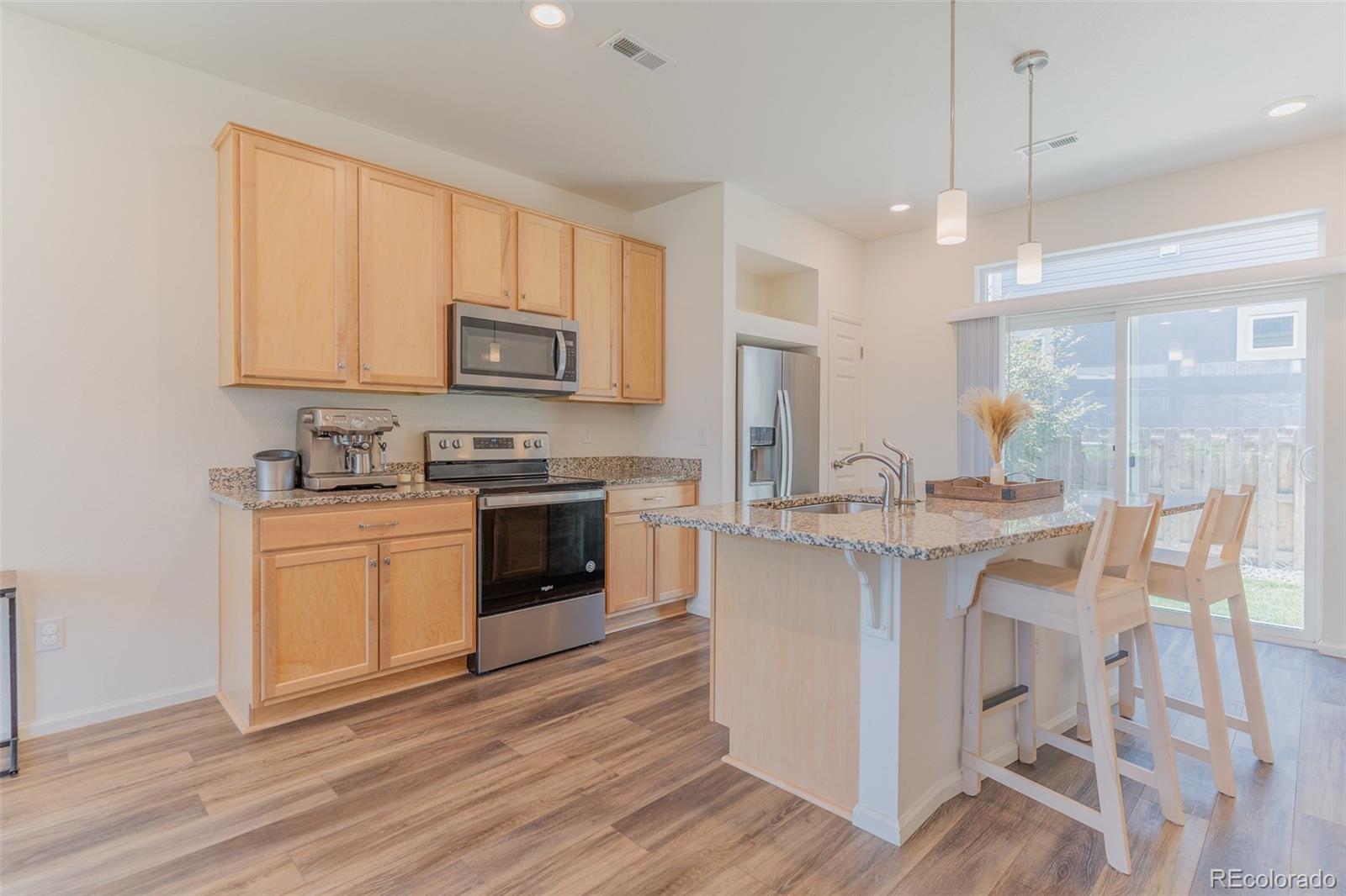 MLS Image #12 for 211 s oak hill street,aurora, Colorado