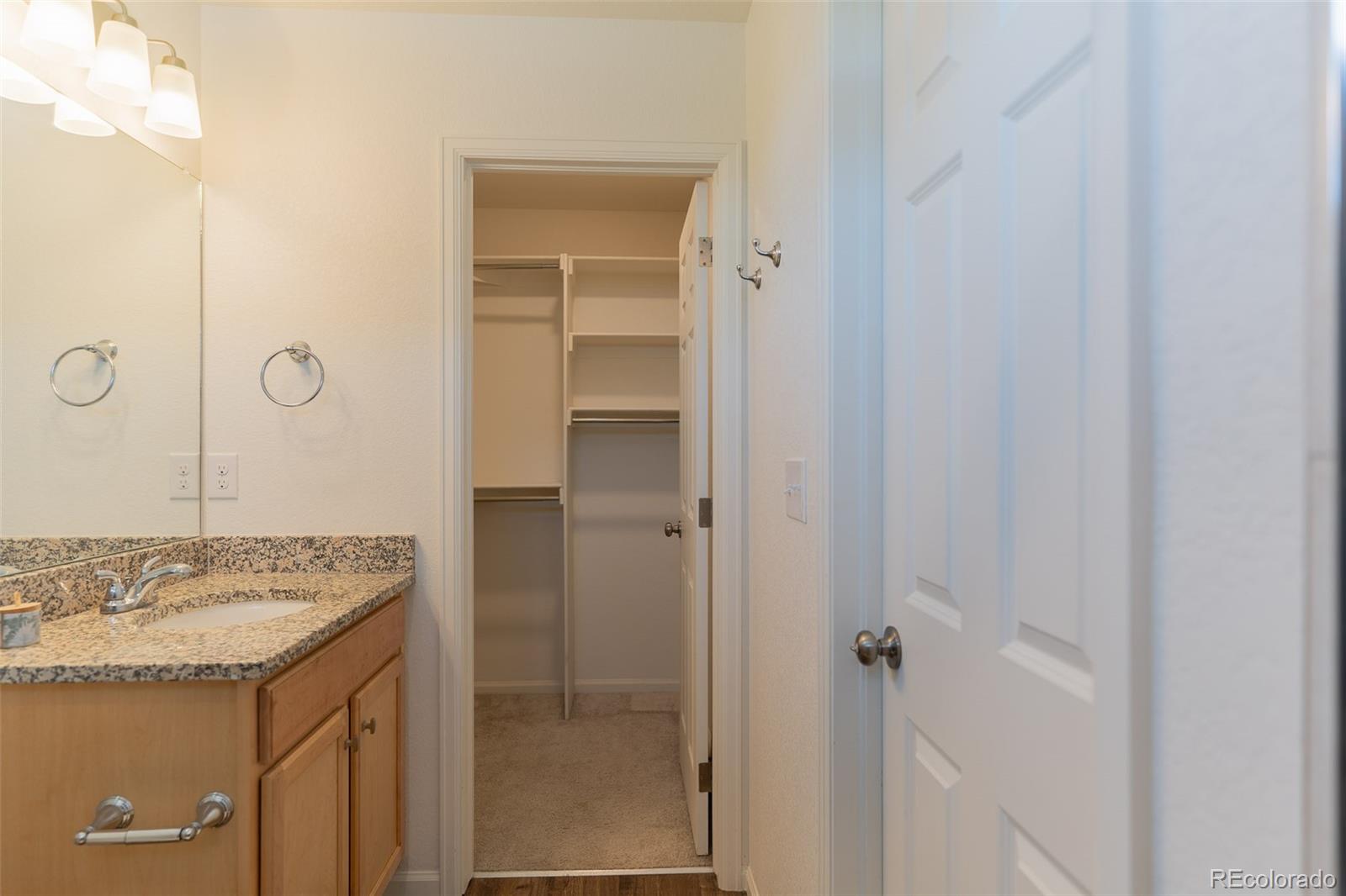 MLS Image #21 for 211 s oak hill street,aurora, Colorado
