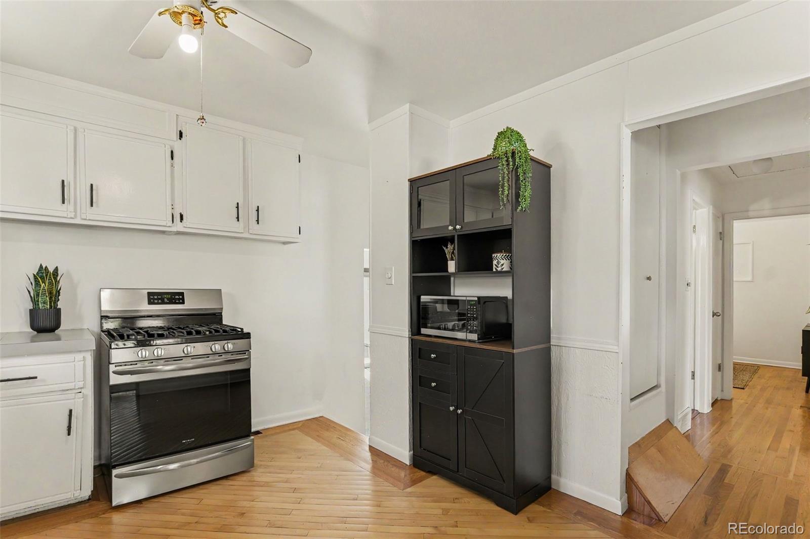 MLS Image #10 for 6910  ruth way,denver, Colorado
