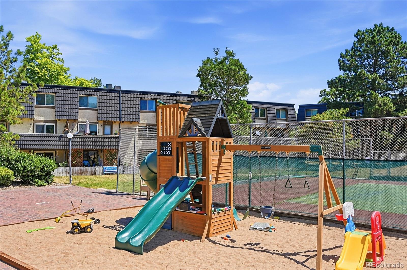 MLS Image #39 for 6916 s broadway ,littleton, Colorado