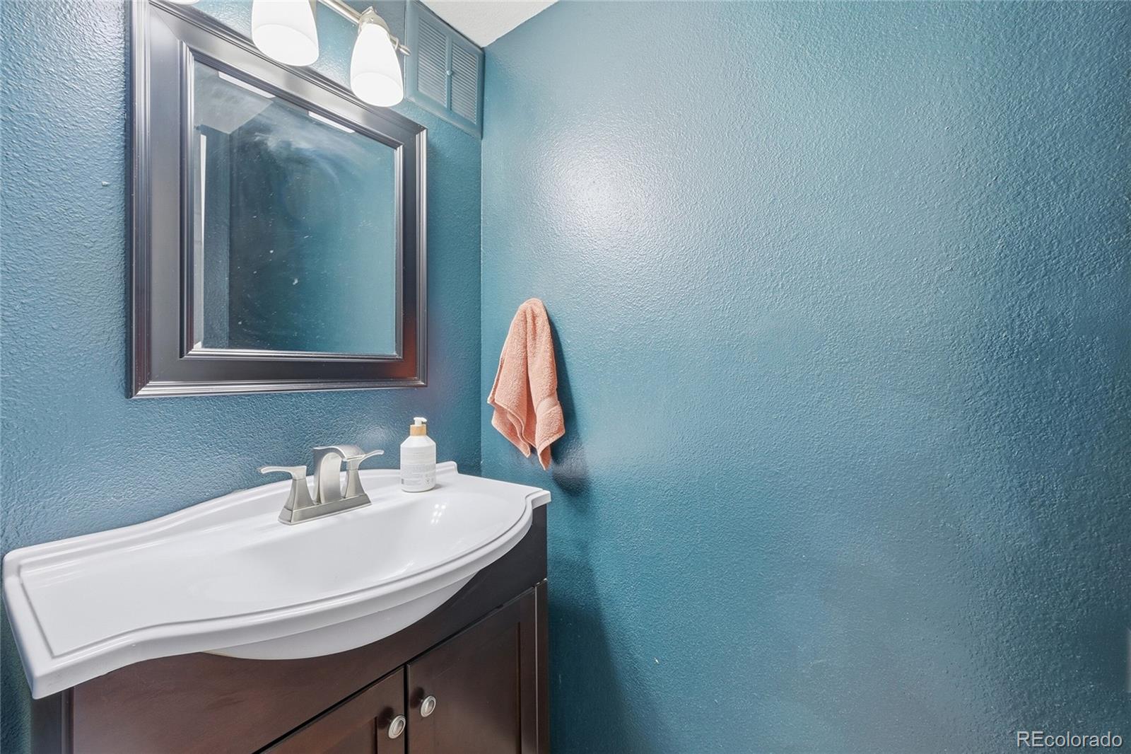 MLS Image #4 for 6916 s broadway ,littleton, Colorado