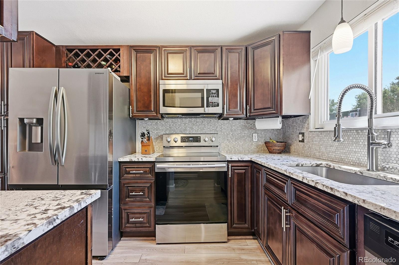 MLS Image #6 for 6916 s broadway ,littleton, Colorado