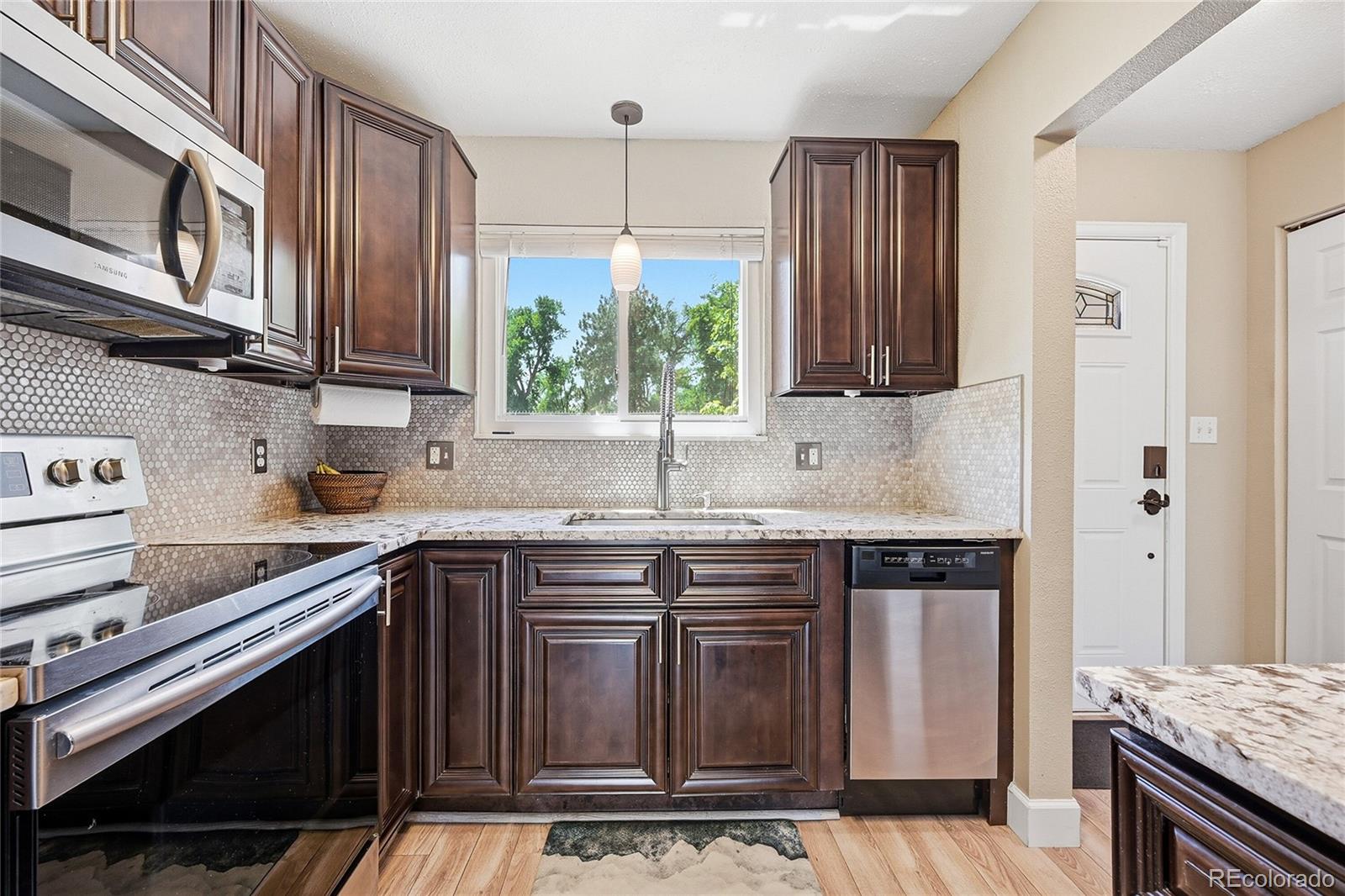 MLS Image #8 for 6916 s broadway ,littleton, Colorado