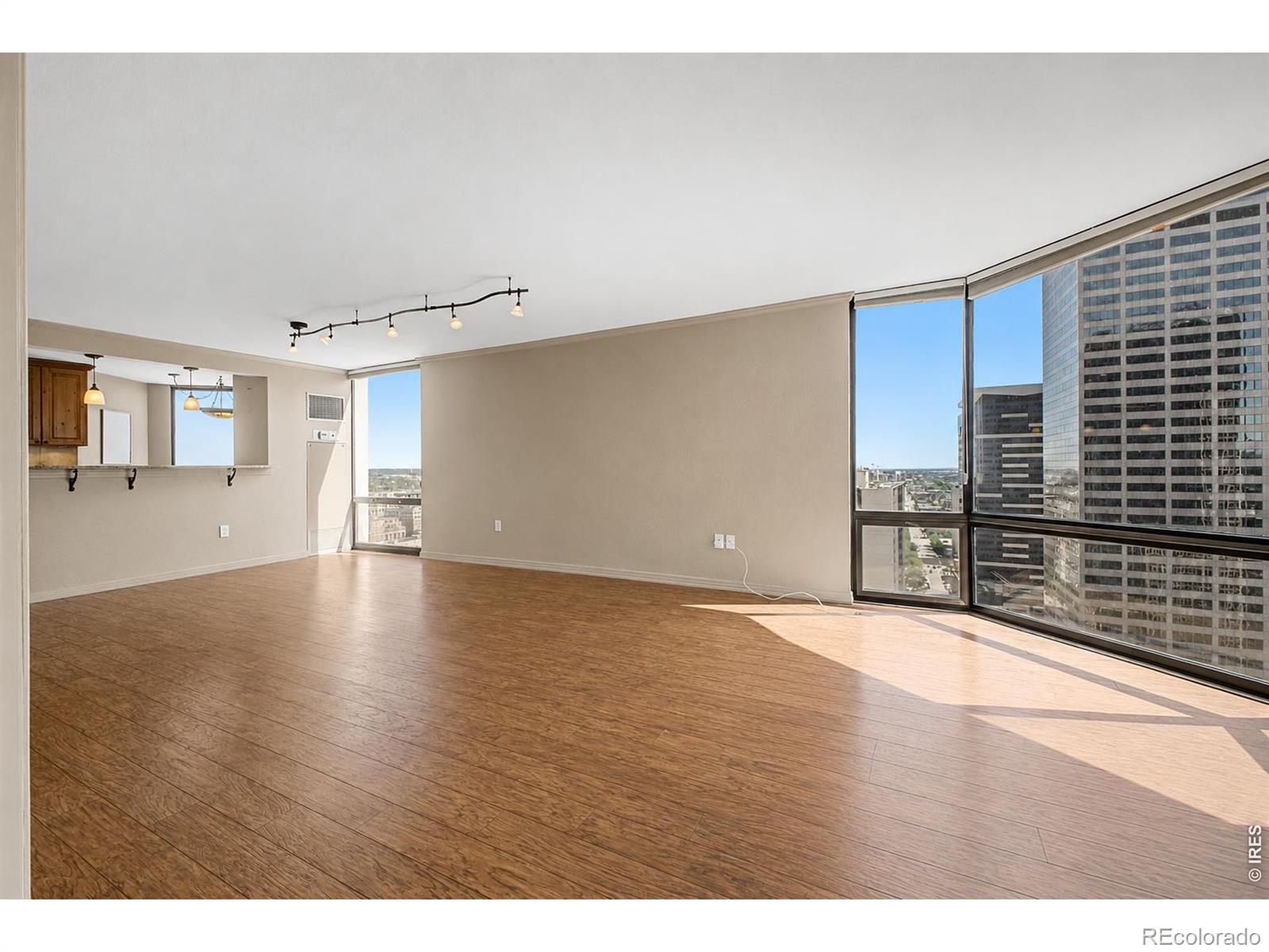 MLS Image #20 for 1625  larimer street 2805,denver, Colorado