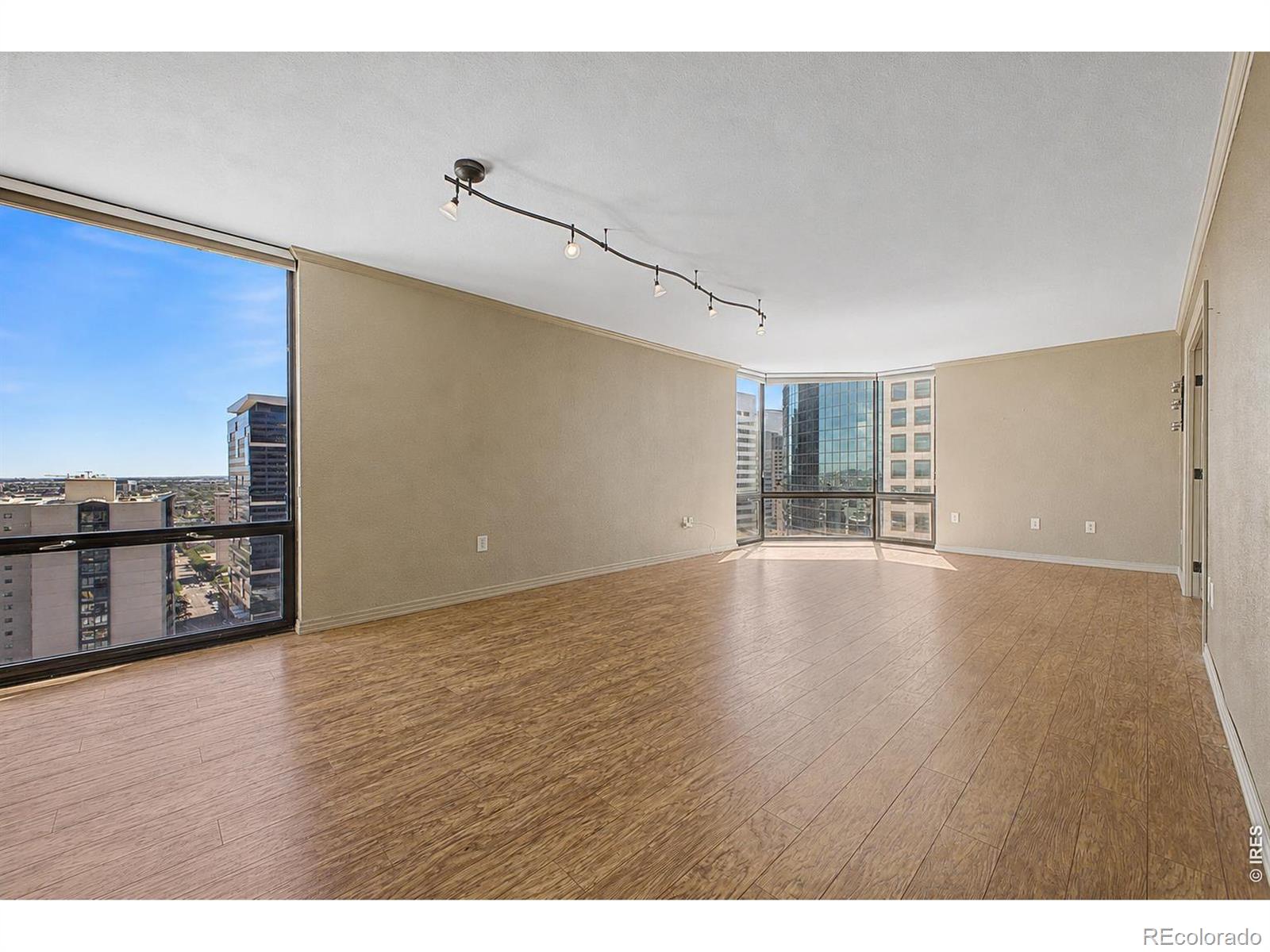 MLS Image #21 for 1625  larimer street 2805,denver, Colorado