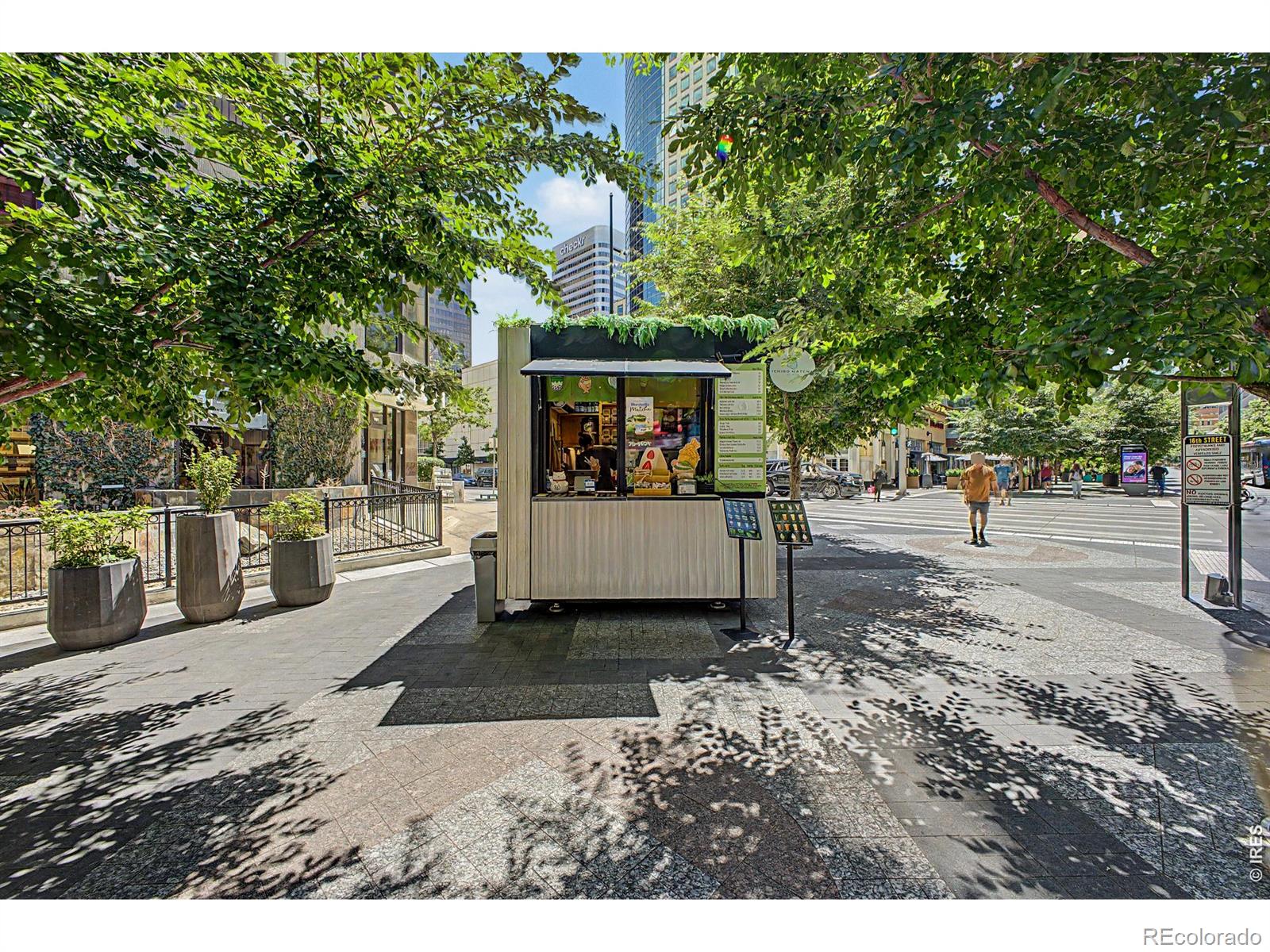 MLS Image #38 for 1625  larimer street 2805,denver, Colorado