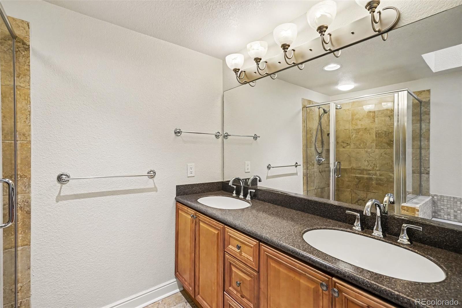 MLS Image #13 for 2935 s clermont drive,denver, Colorado