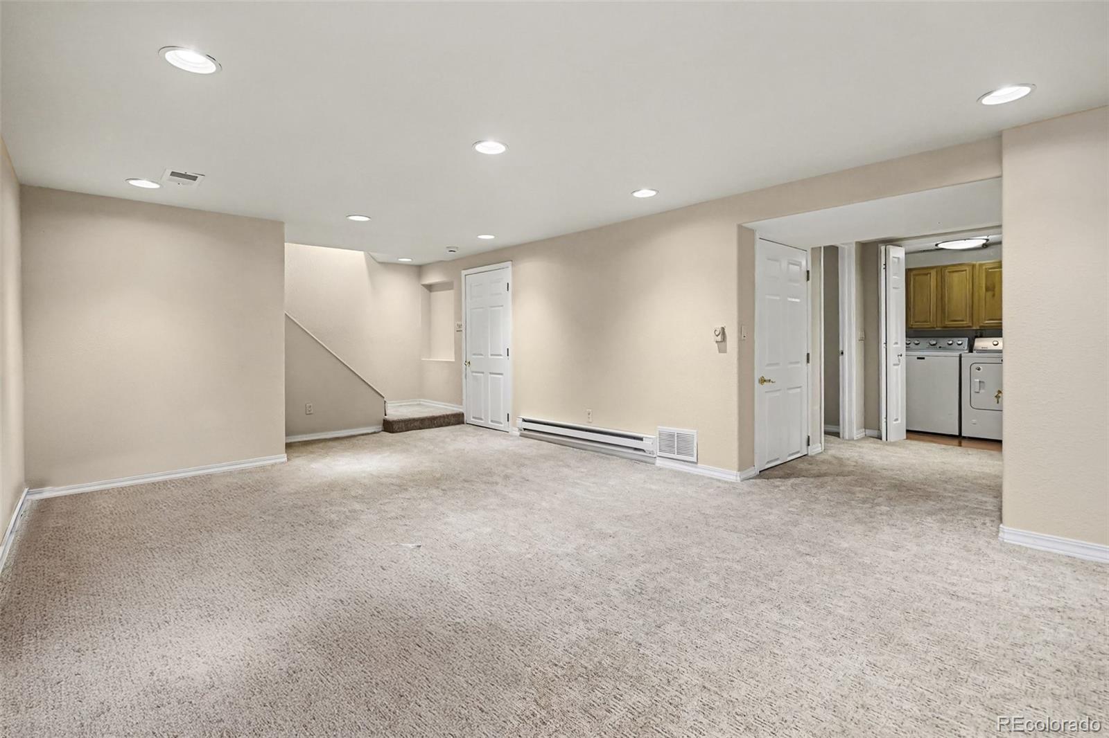 MLS Image #14 for 2935 s clermont drive,denver, Colorado