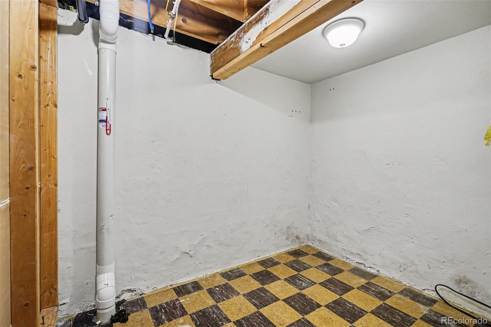 MLS Image #20 for 2935 s clermont drive,denver, Colorado