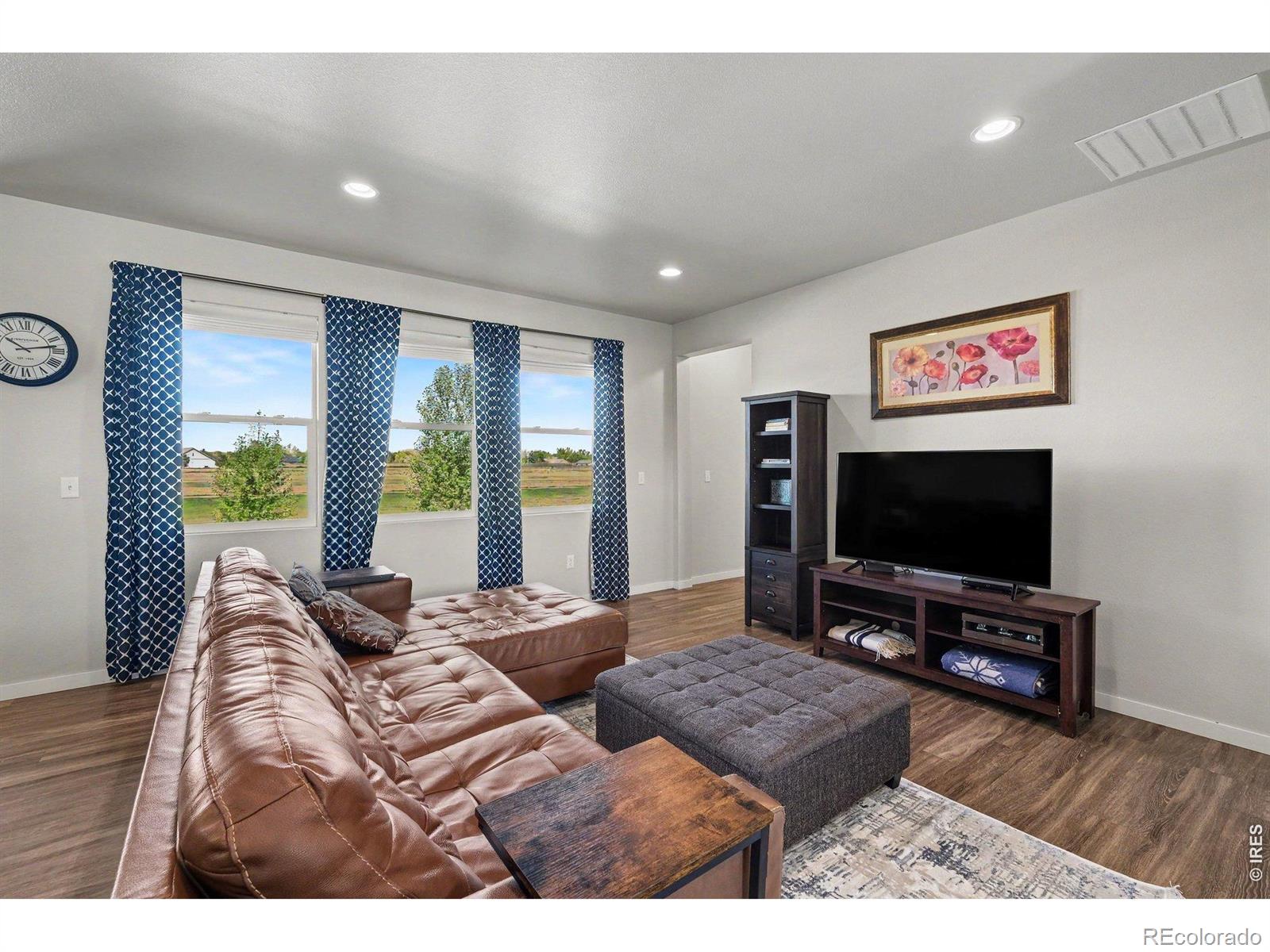 MLS Image #9 for 7467  horsechestnut street,wellington, Colorado