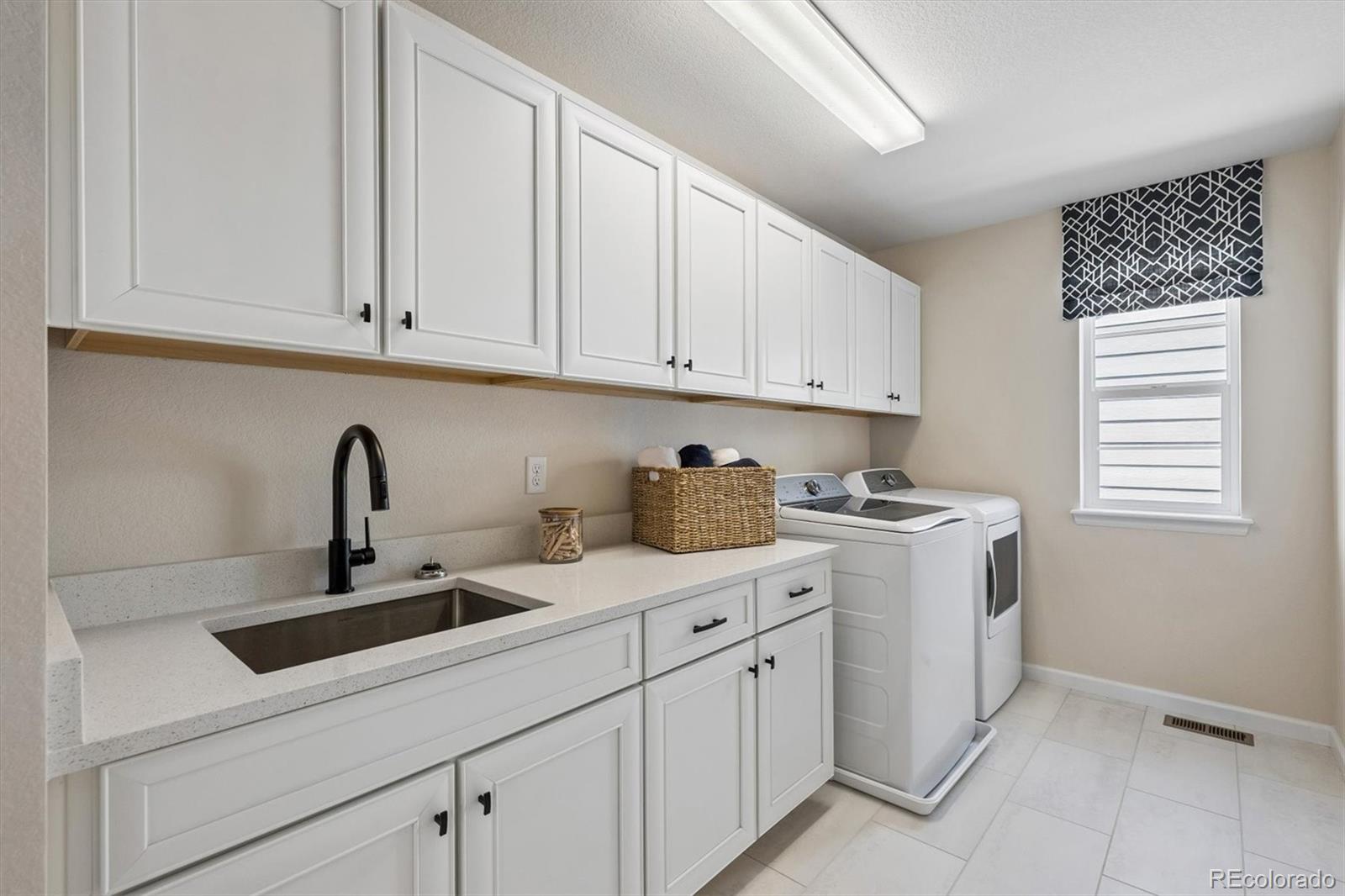 MLS Image #16 for 9206  telluride court,commerce city, Colorado