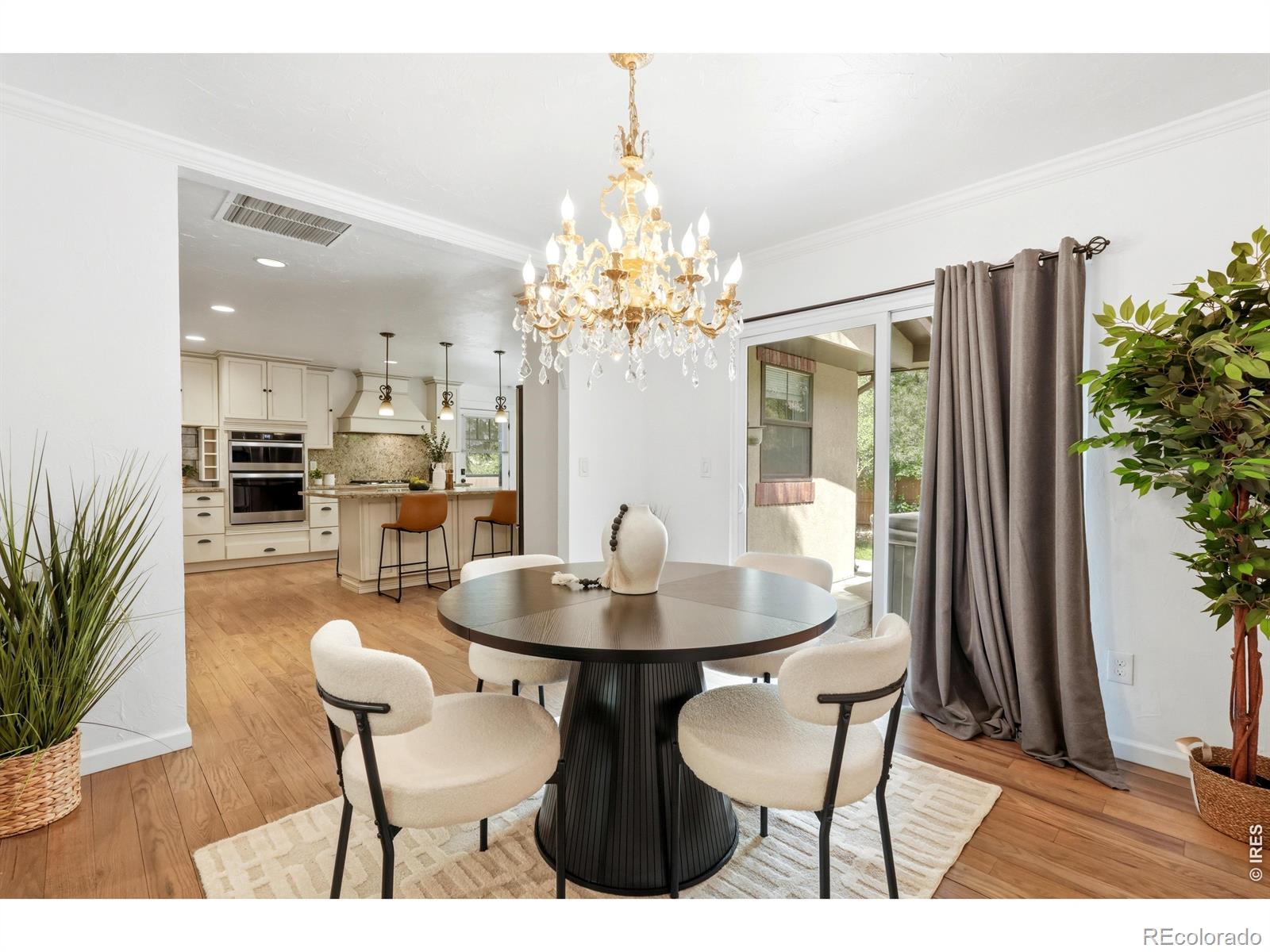 MLS Image #11 for 5000 s chester street,greenwood village, Colorado