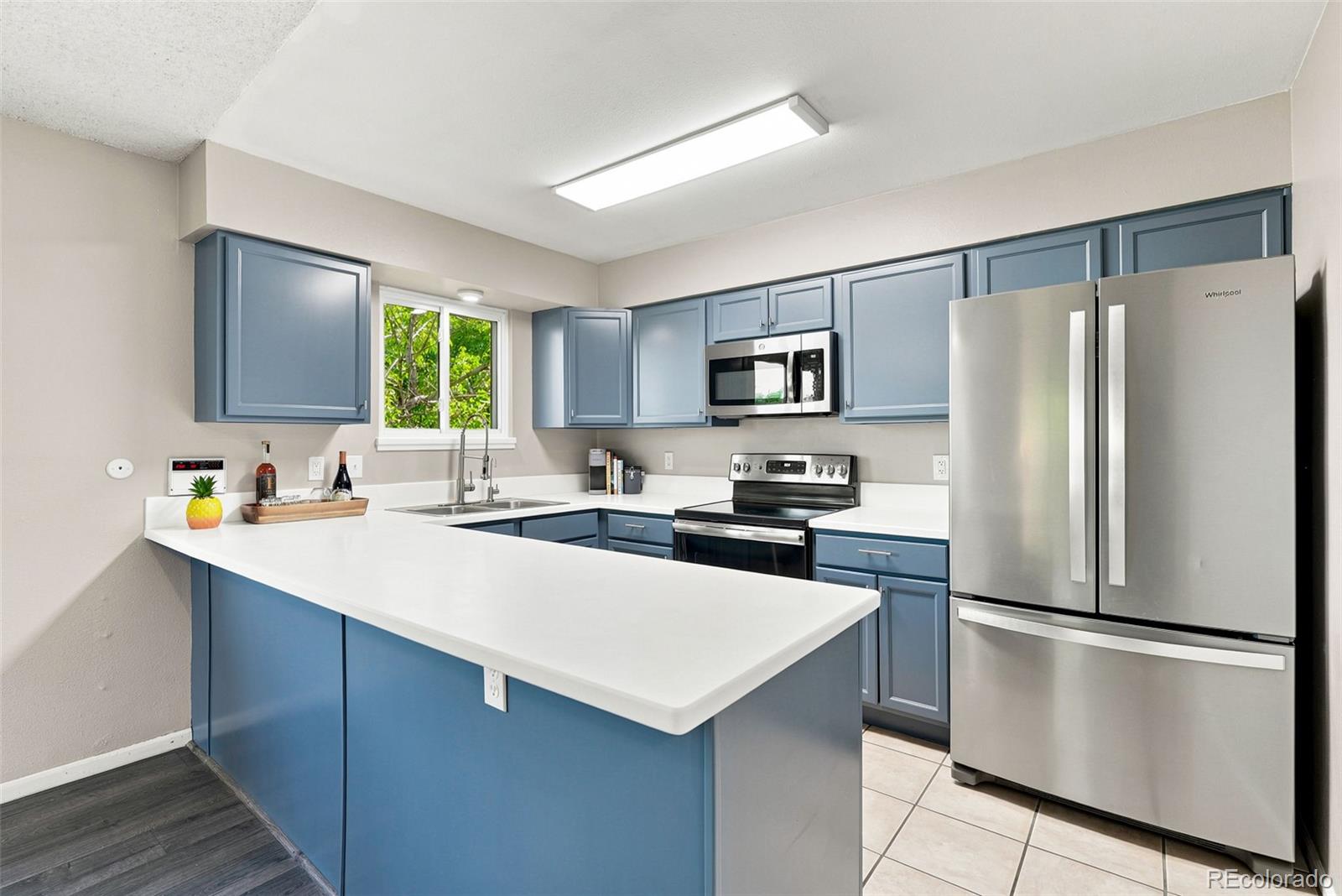 MLS Image #10 for 541 w crestline circle,littleton, Colorado