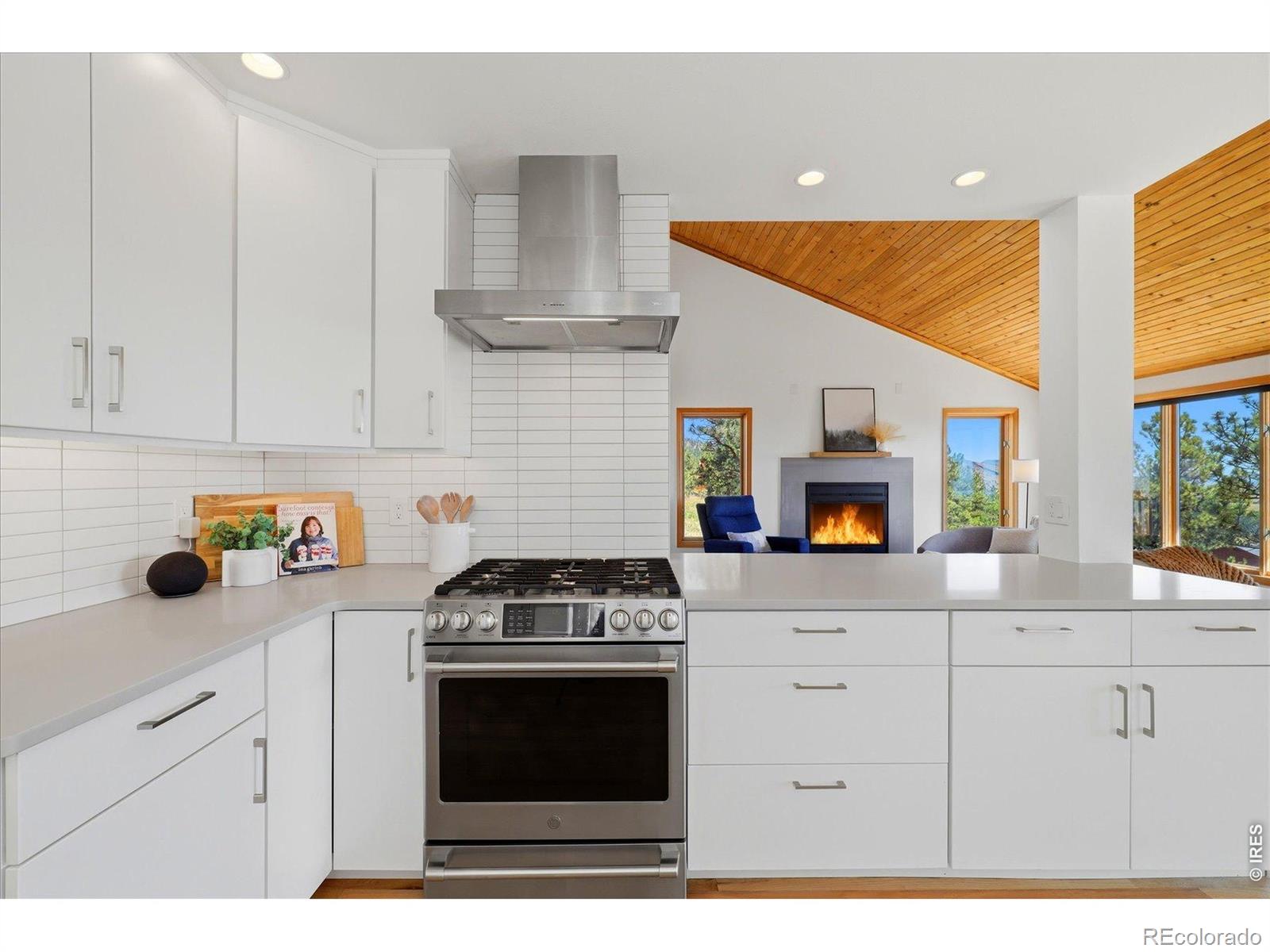 MLS Image #11 for 9042  thunderhead drive,boulder, Colorado