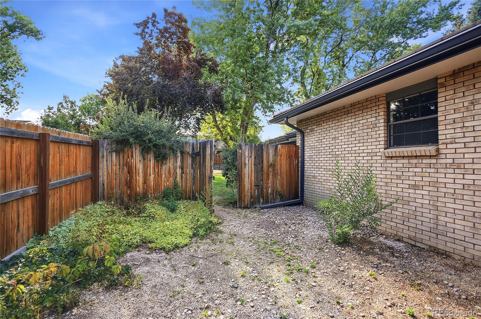 MLS Image #37 for 3645 s poplar street,denver, Colorado