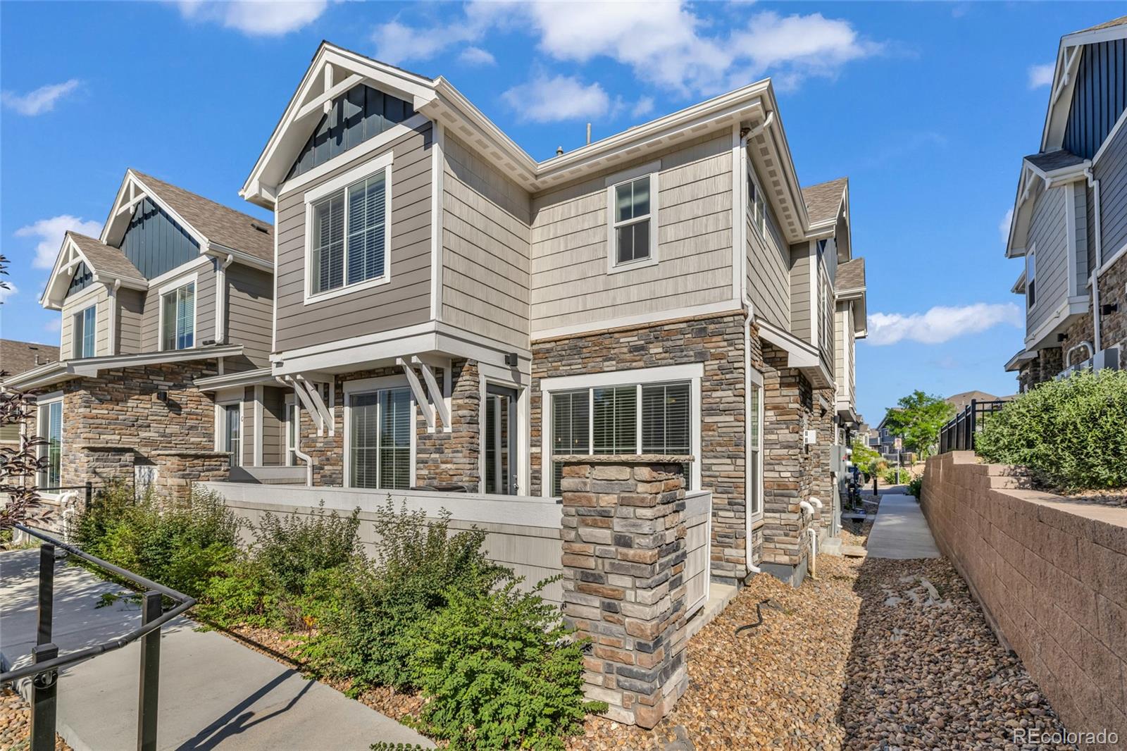 MLS Image #2 for 5745 s buchanan court,aurora, Colorado