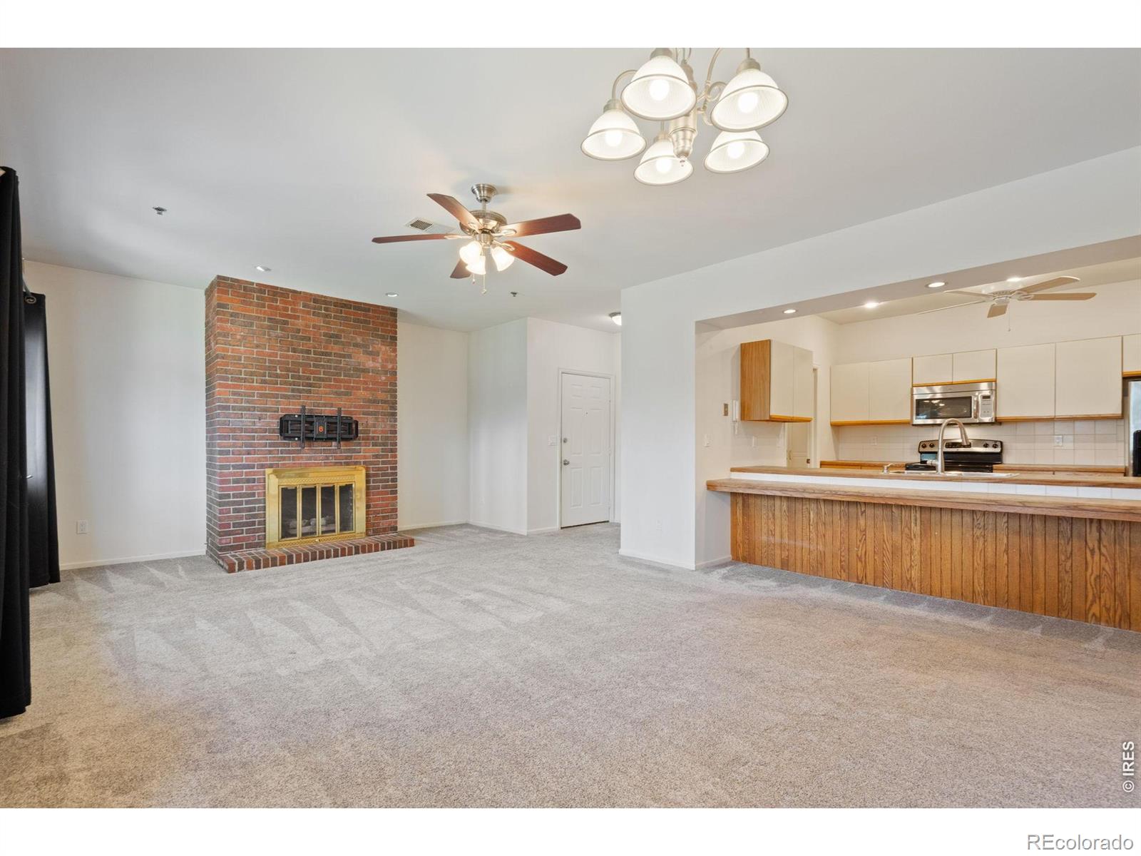 MLS Image #4 for 4501  regency drive,fort collins, Colorado