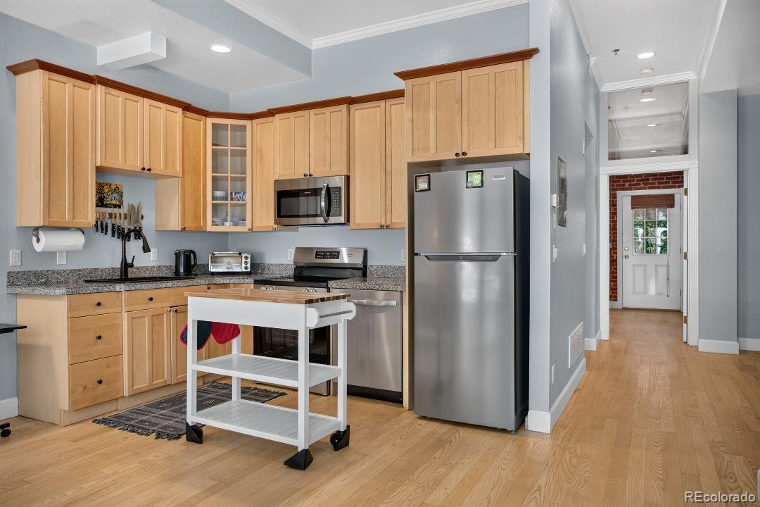MLS Image #5 for 800 e 18th avenue,denver, Colorado